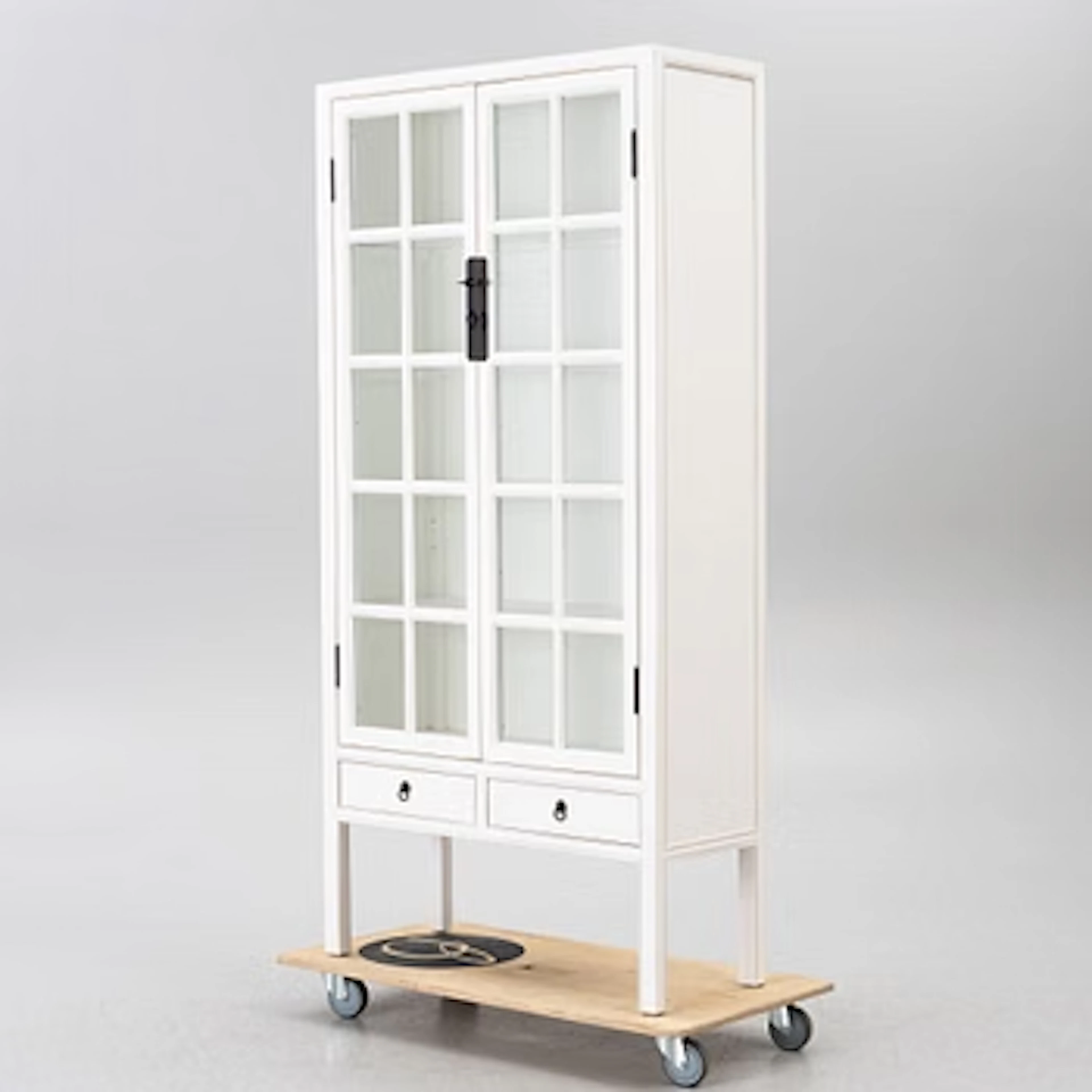 Contemporary display cabinet.