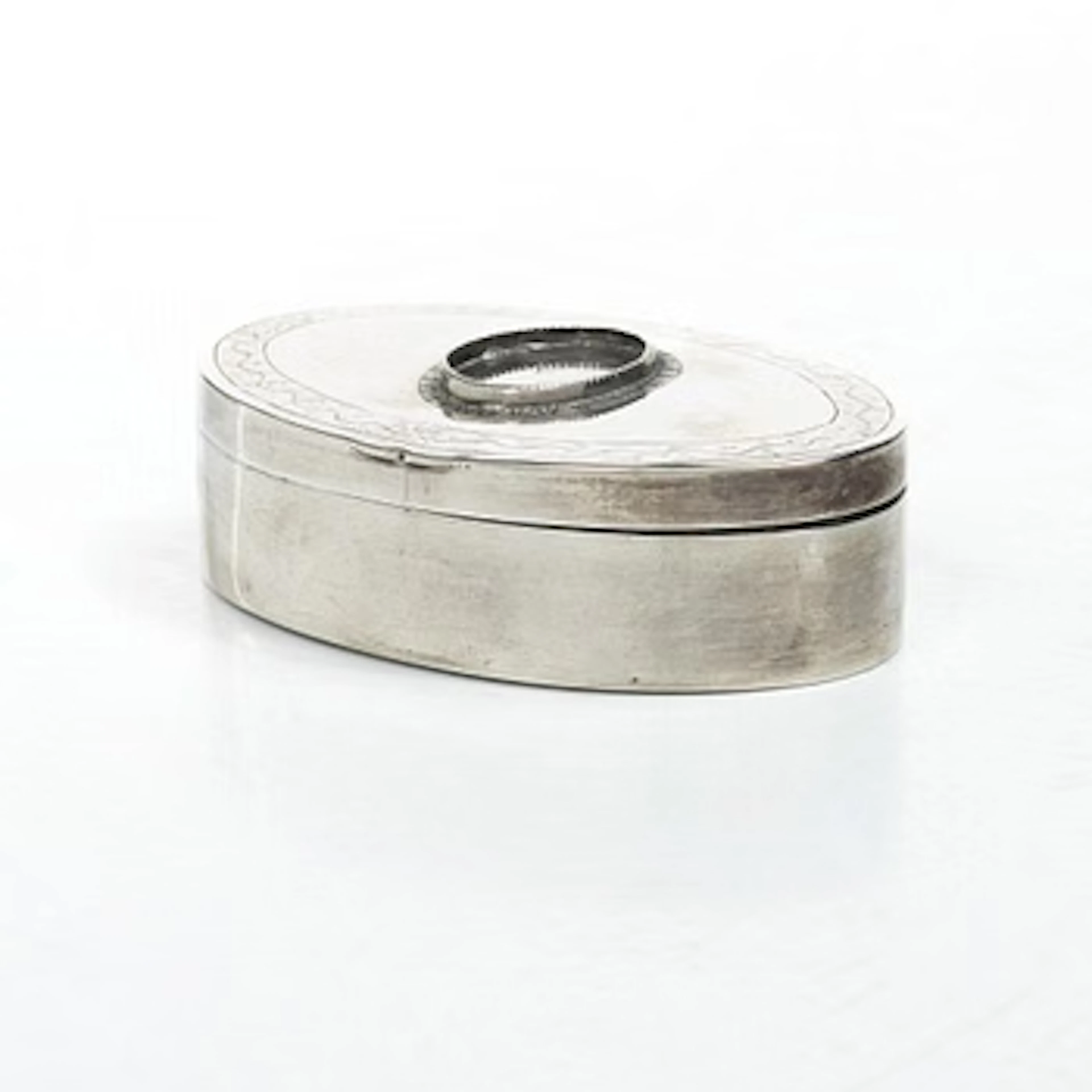 A Swedish silver snuff box, mark of Peter Andreas Thomasson, Karlskrona, 1855.