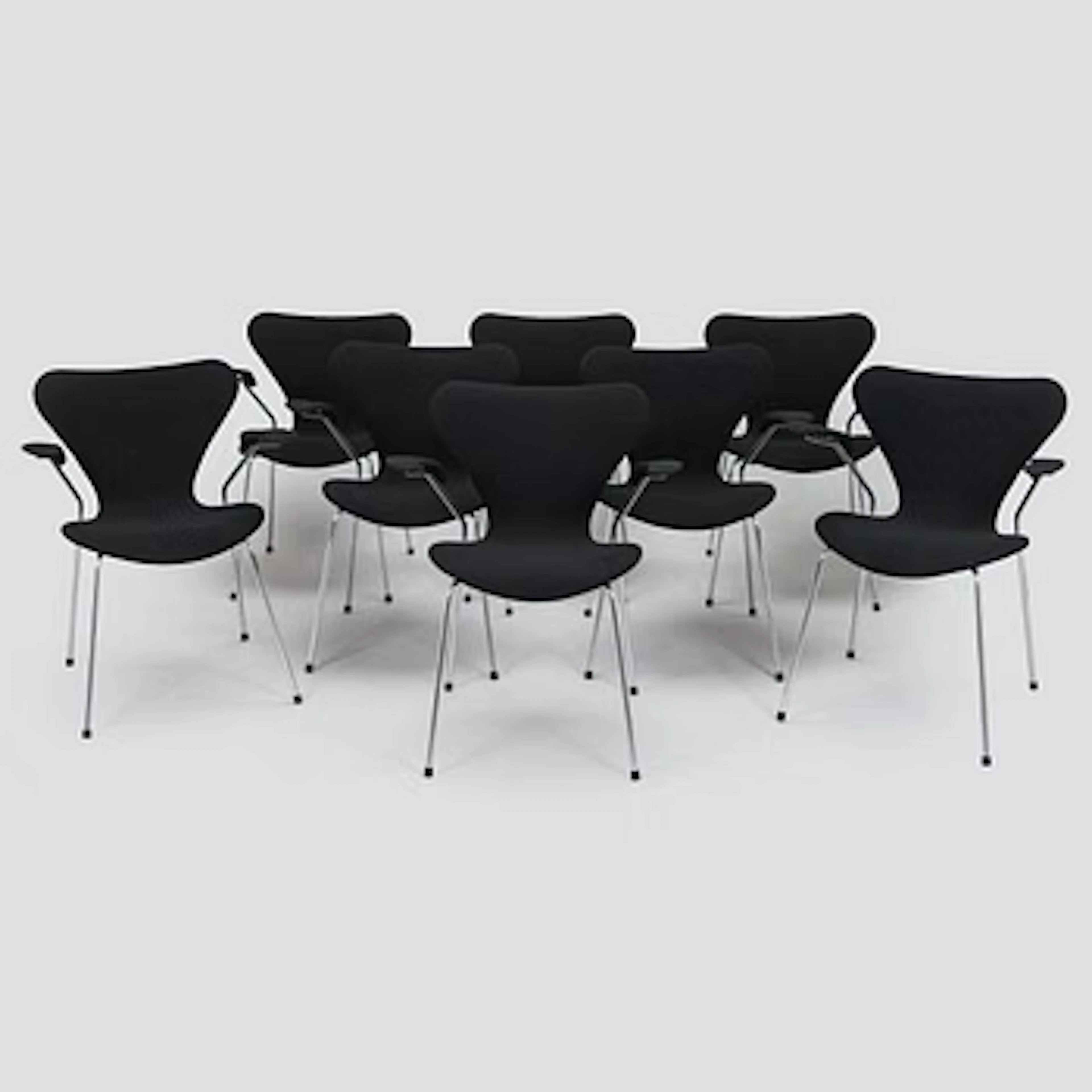 Arne Jacobsen, a set of eight 'Seven' chairs, Fritz Hansen Denmark.