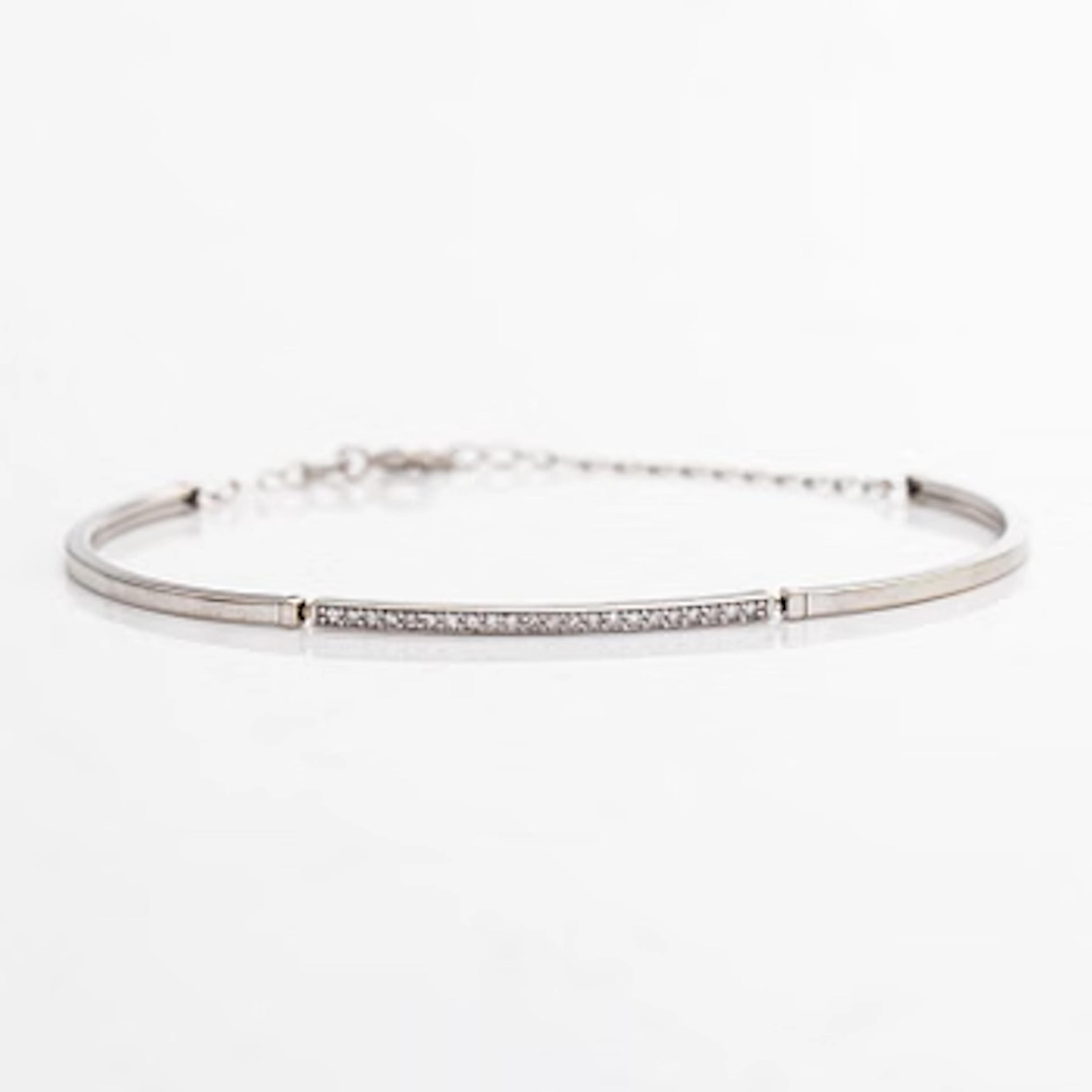 Bracelet, 8/8-cut diamonds, 14K white gold.