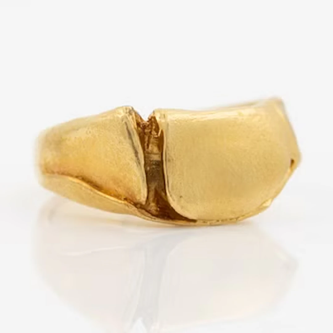 Ring, 18K gold.
