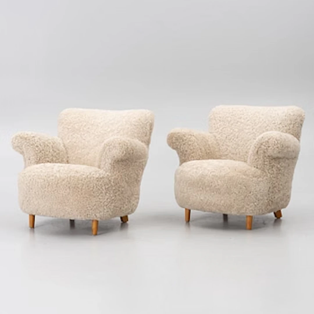 Armchairs, a pair, Swedish Modern, first half of the 20th century.