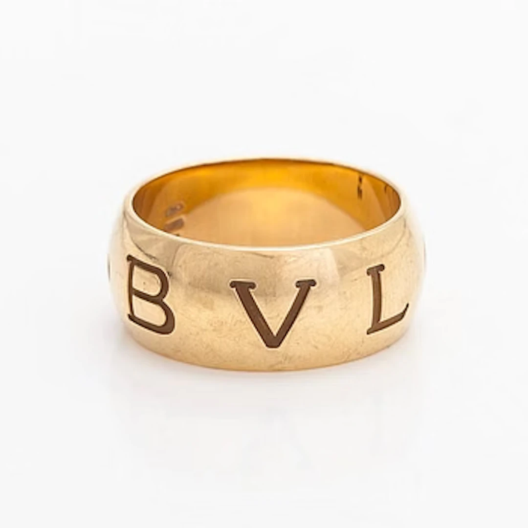 Bulgari, ring, “Monologo”, 18K gold.