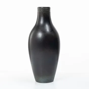 Gunnar Nylund, A stoneware vase, Rörstrand.