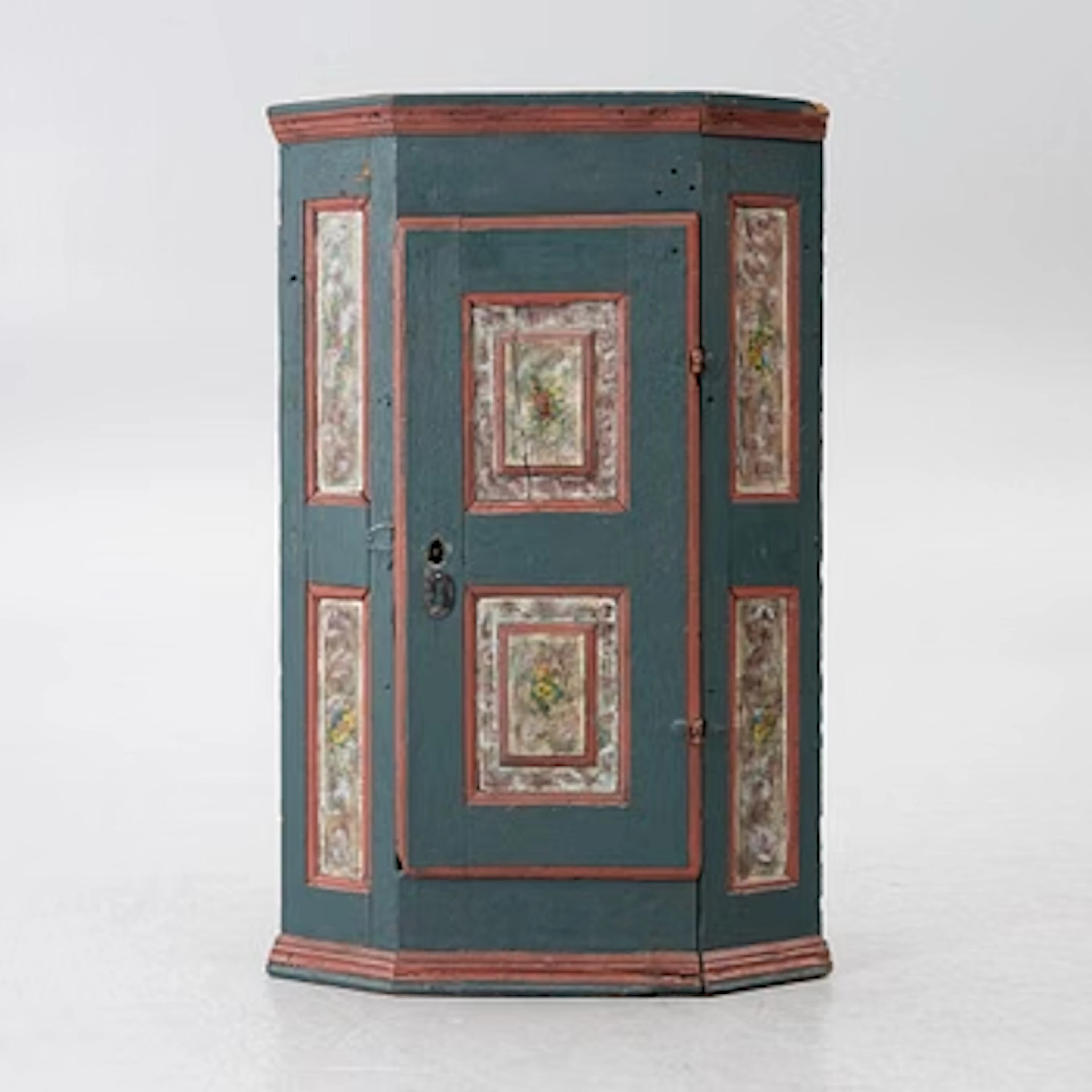 Corner cabinet, folk art, 18th century.