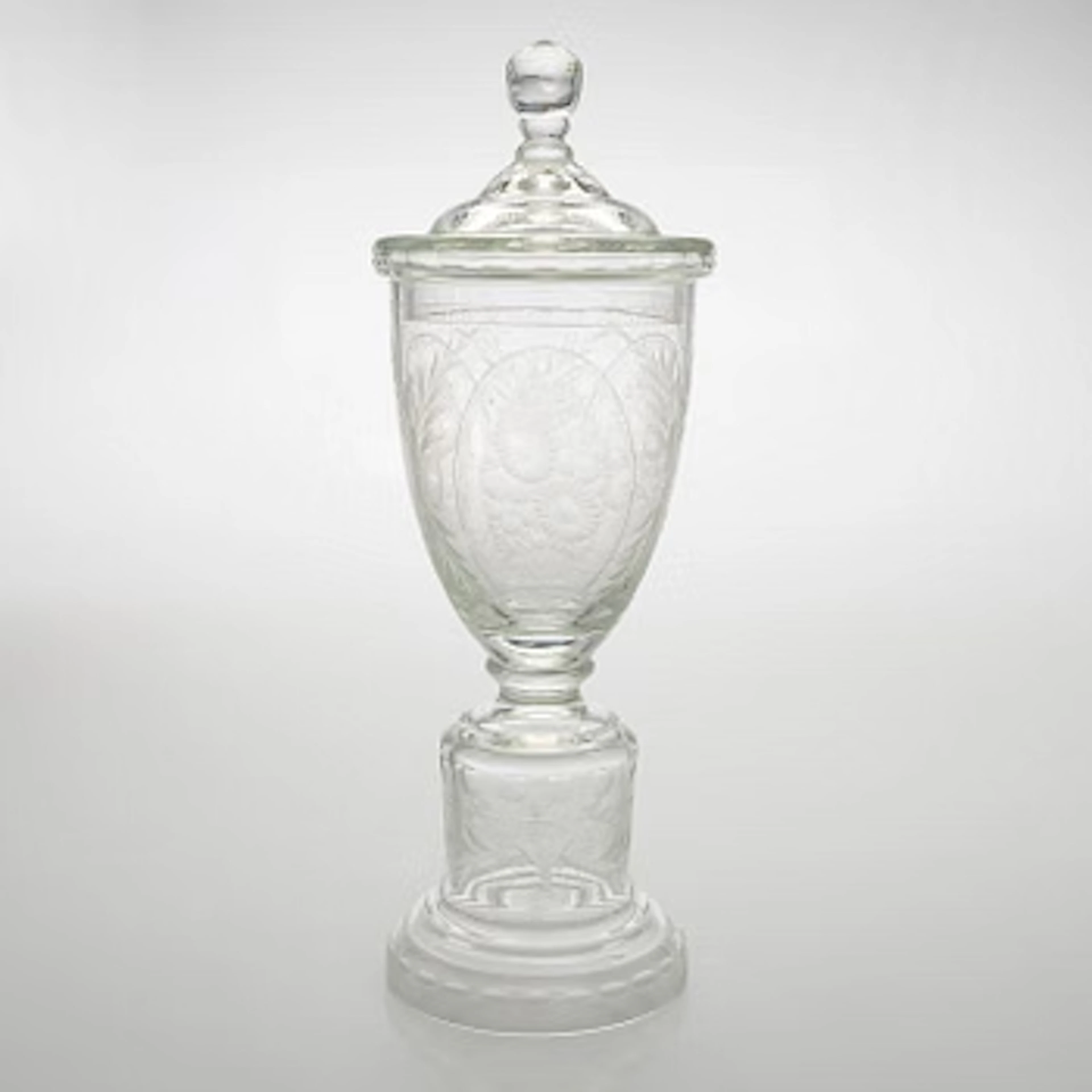 A glass bowl with lid, mid-20th century.