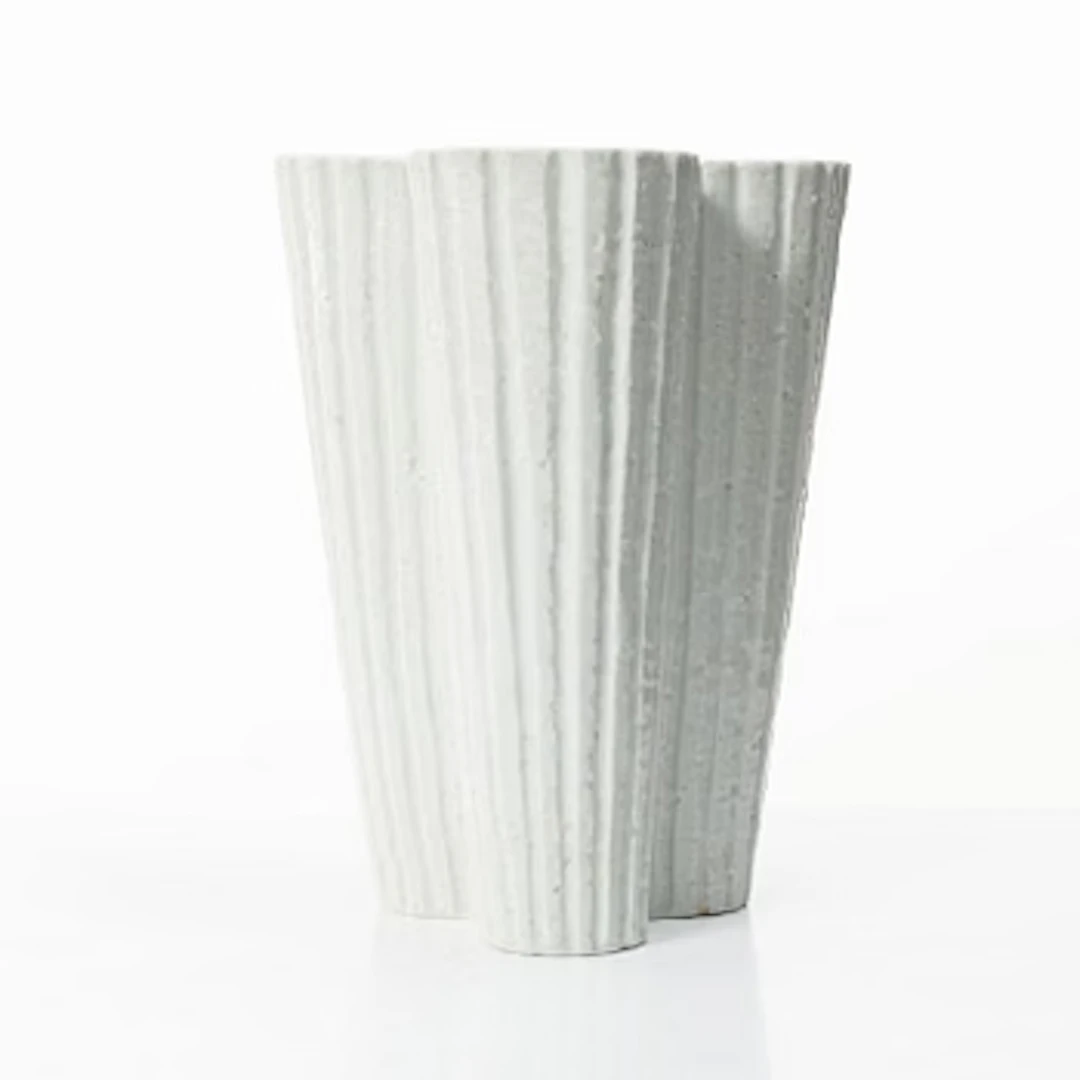 Gunnar Nylund, A chamotte stoneware vase, Rörstrand.