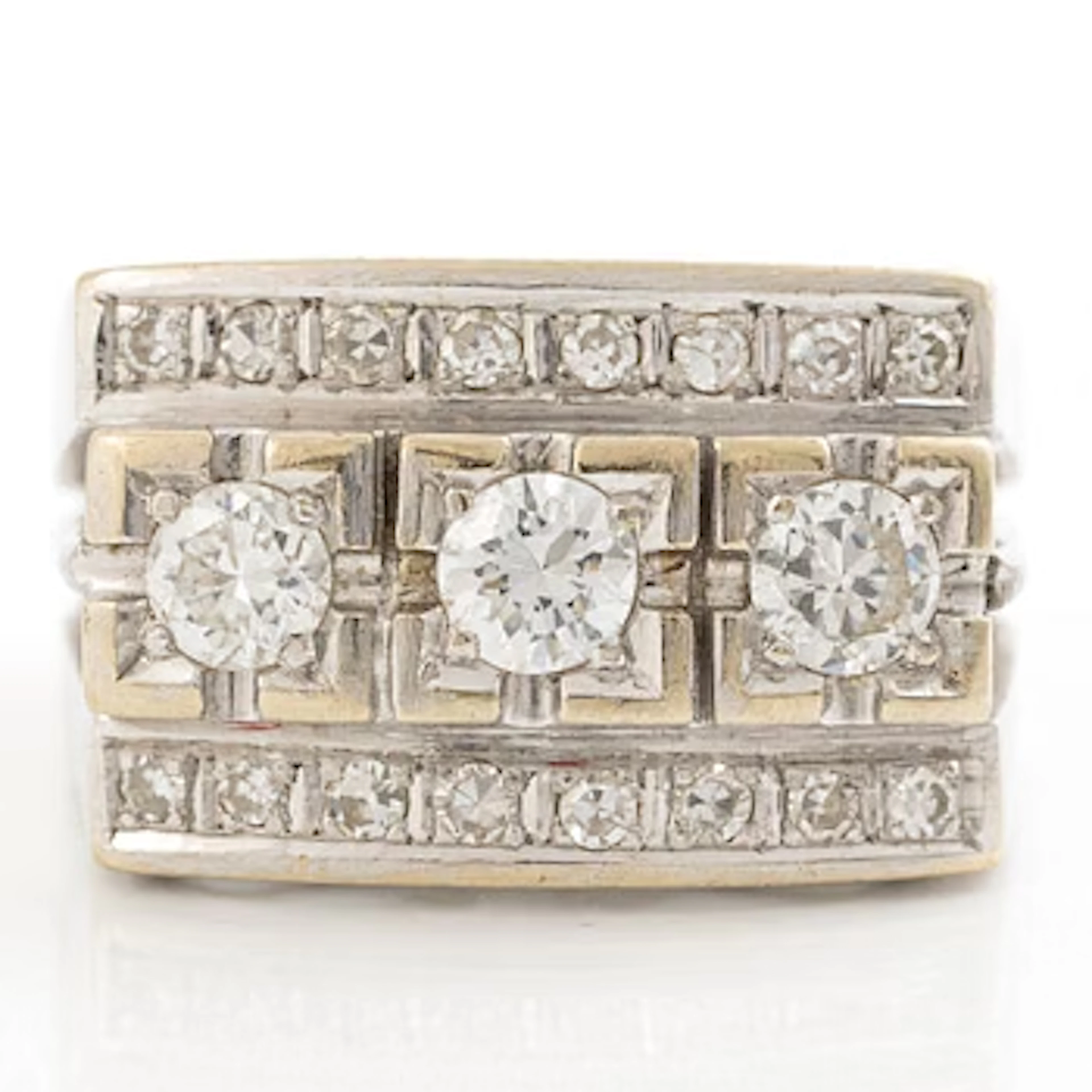 Ring, 18K white gold, set with three brilliant-cut diamonds and octagonal-cut