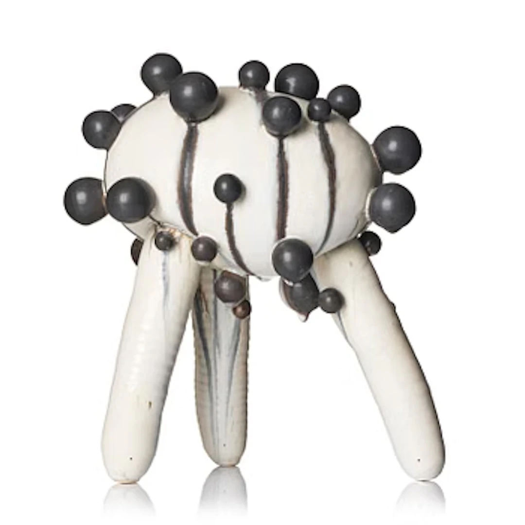 Mårten Medbo, a stoneware sculpture, "Tripod", executed in his studio, 2020.