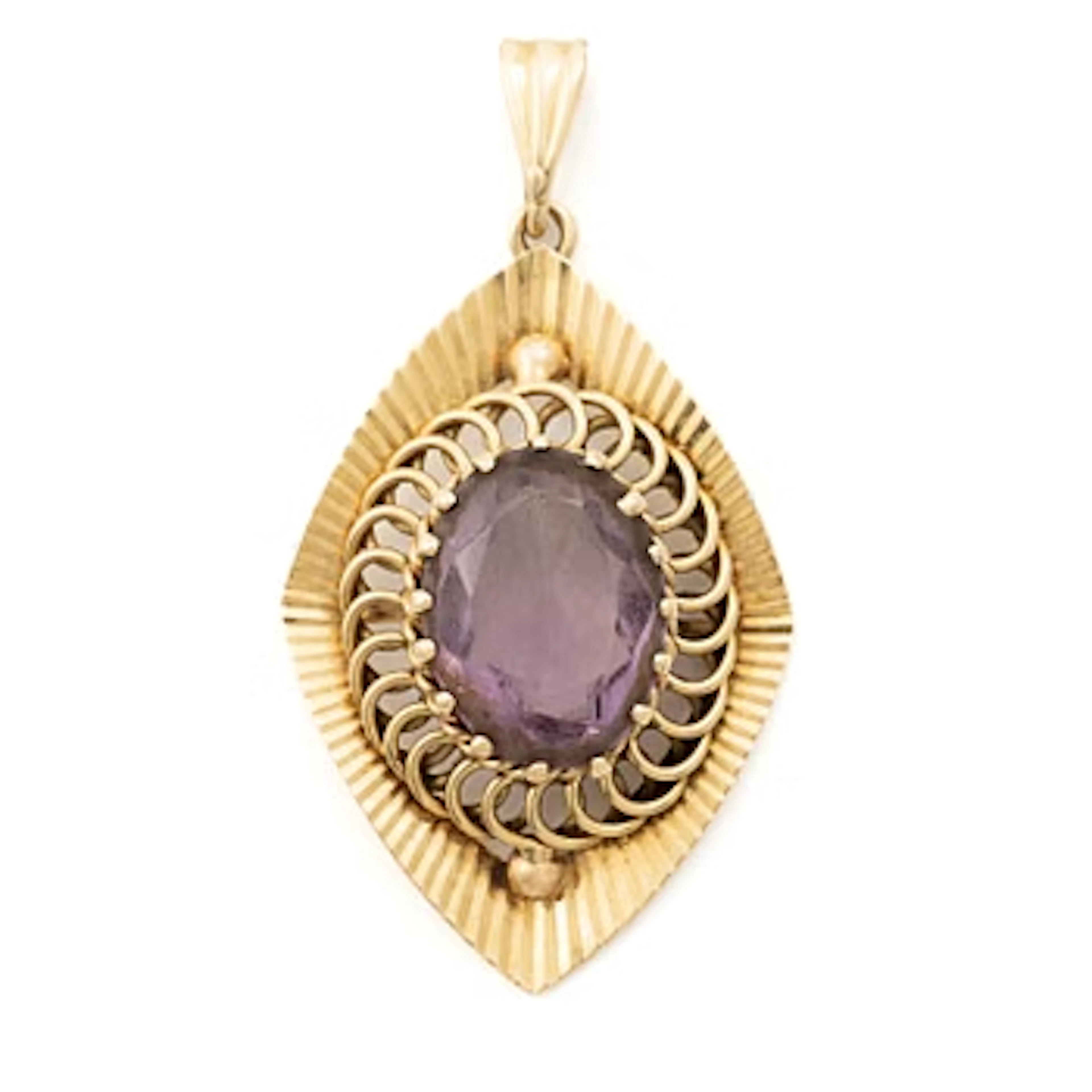 Pendant, 18K gold and oval-cut amethyst.