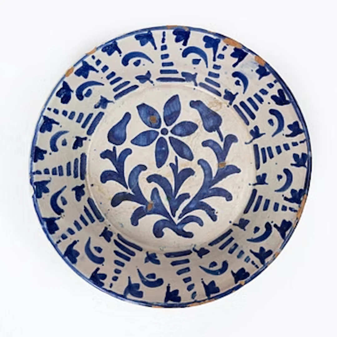 A bowl, faience, Spain, 19th Century.