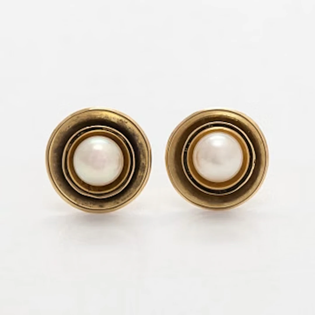 Earrings, cultured pearls, 14K gold.
