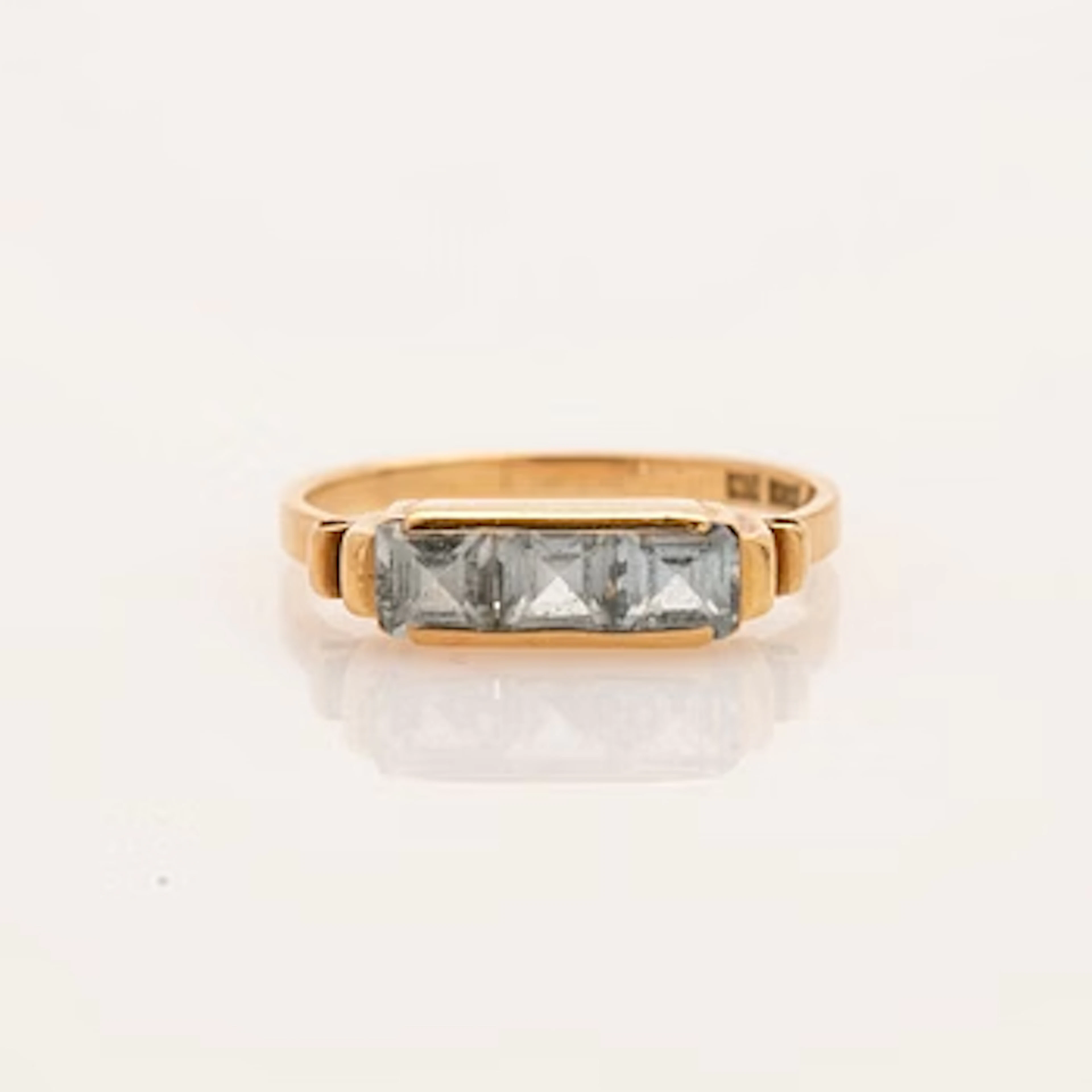 Ring, 18K gold, Hugo Olsson, Helsingborg, 1953.