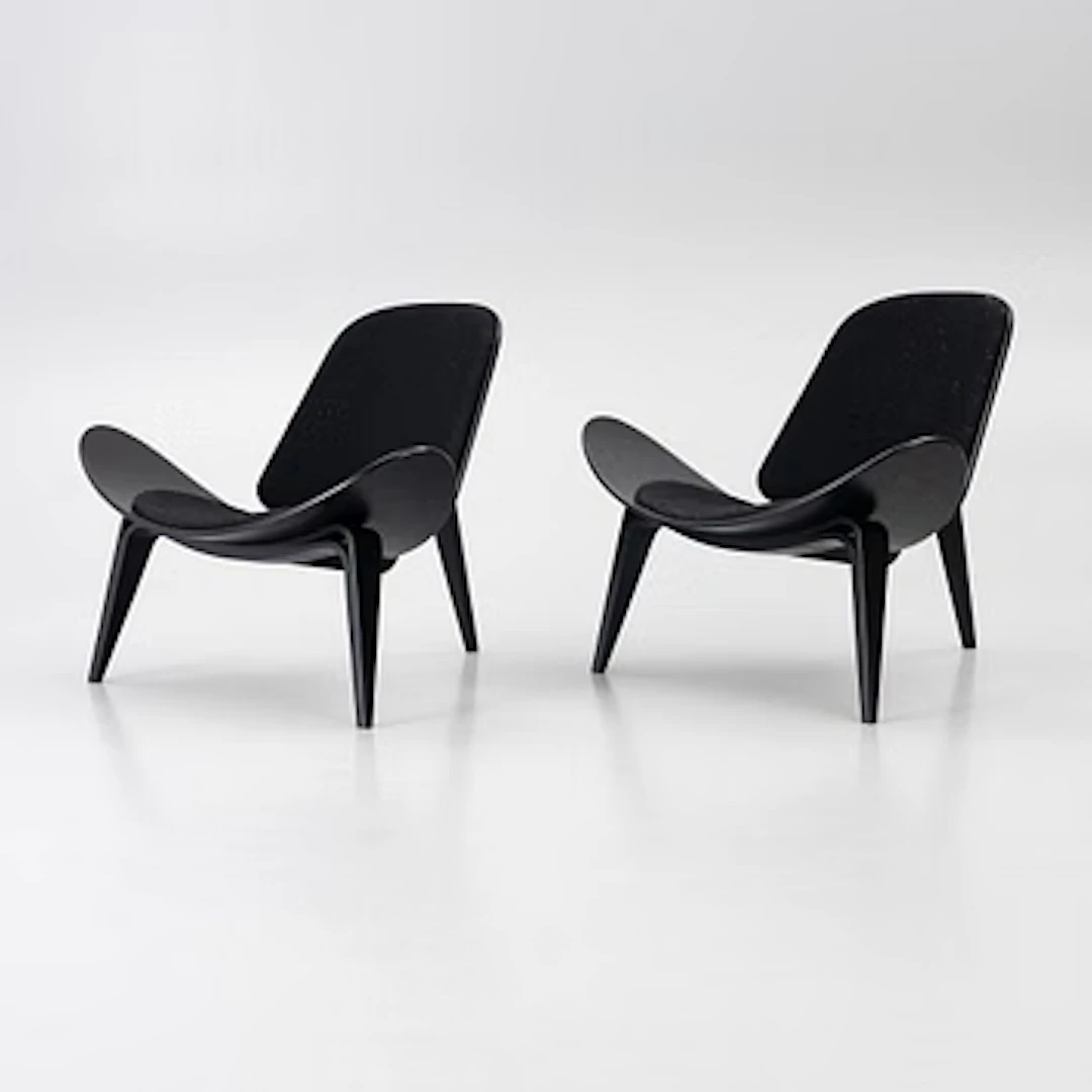 Hans J. Wegner, A pair of model CH07 'Shell Chair' Carl Hansen, Denmark.
