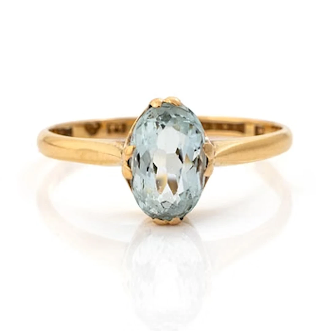 Ring, 18K gold with light aquamarine.