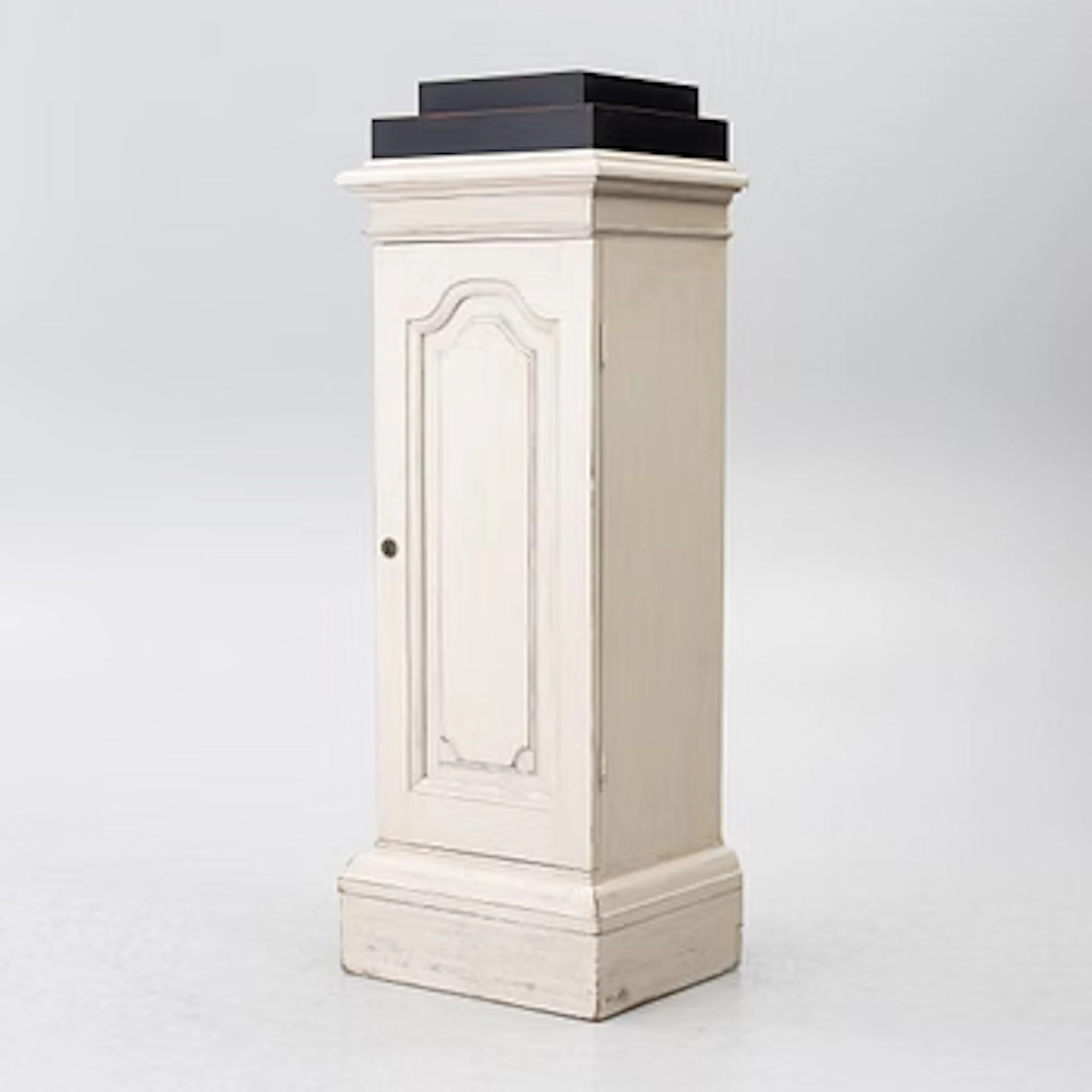 A cabinet, late 19th Century.