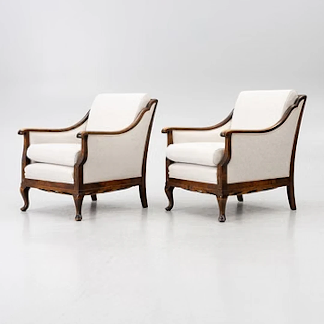 Armchairs, a pair, 1930s/40s.
