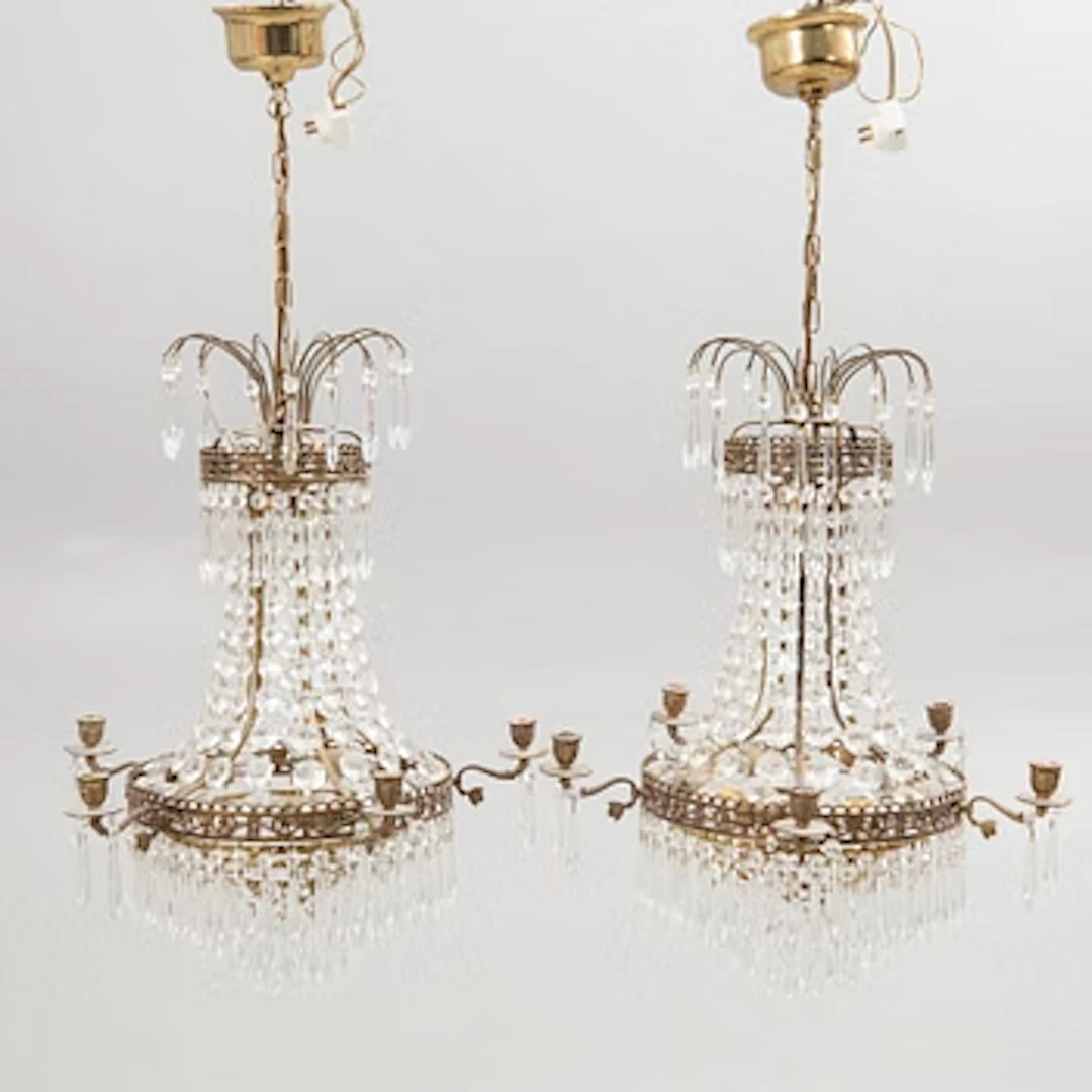 Chandeliers, a pair, Gustavian style, 20th century.