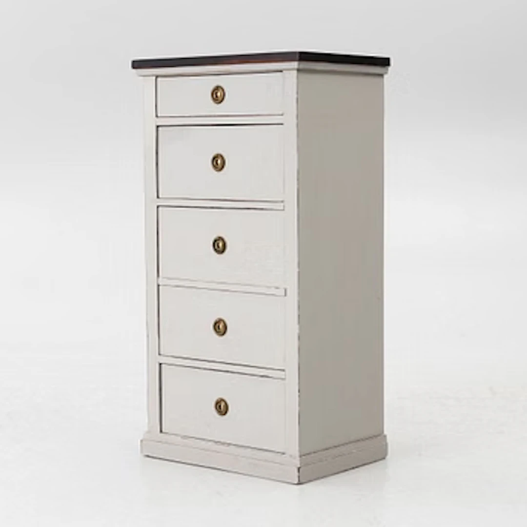 Chest of drawers with cupboard, early 20th century.