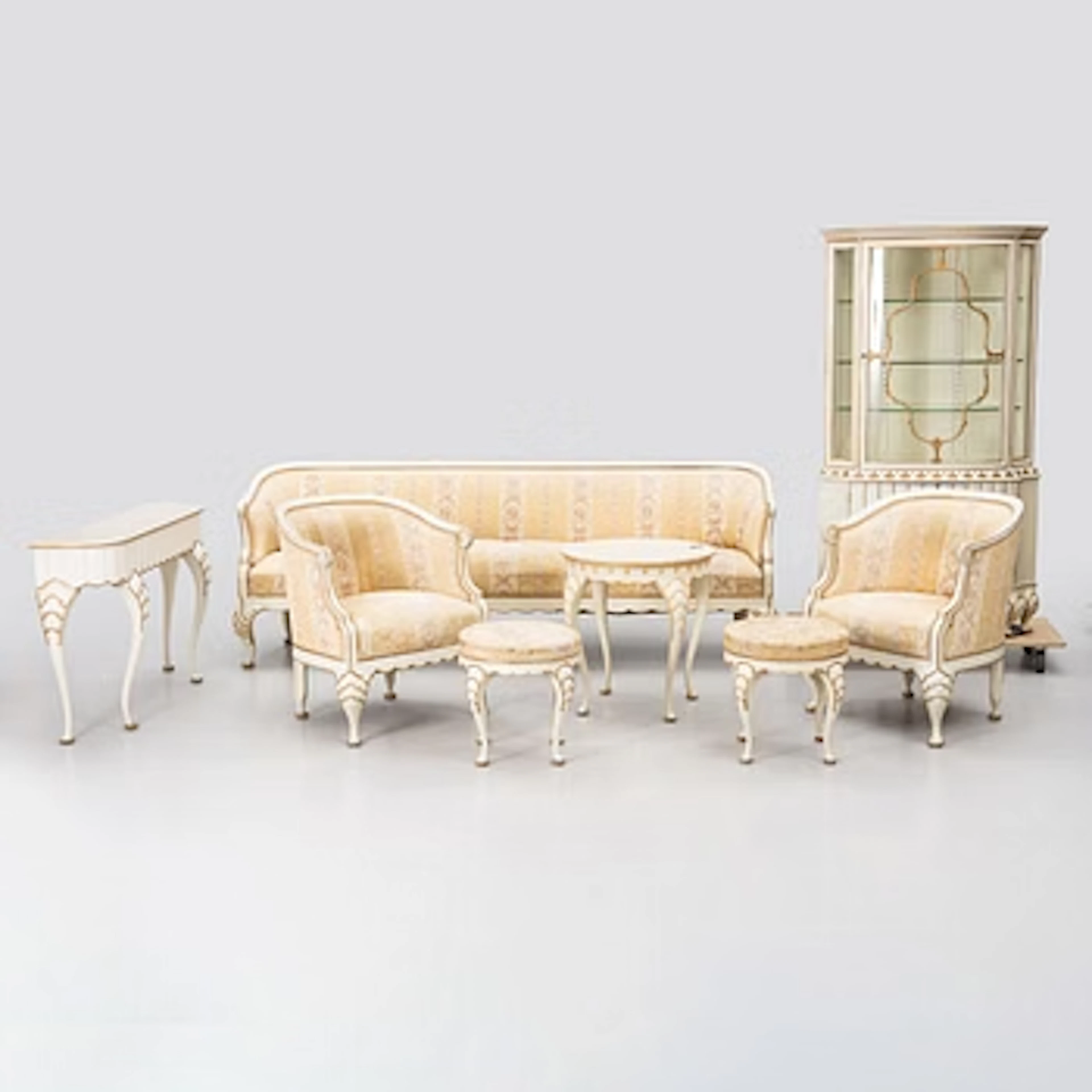 An eight peice furniture suite, rococostyle, late 19th century.