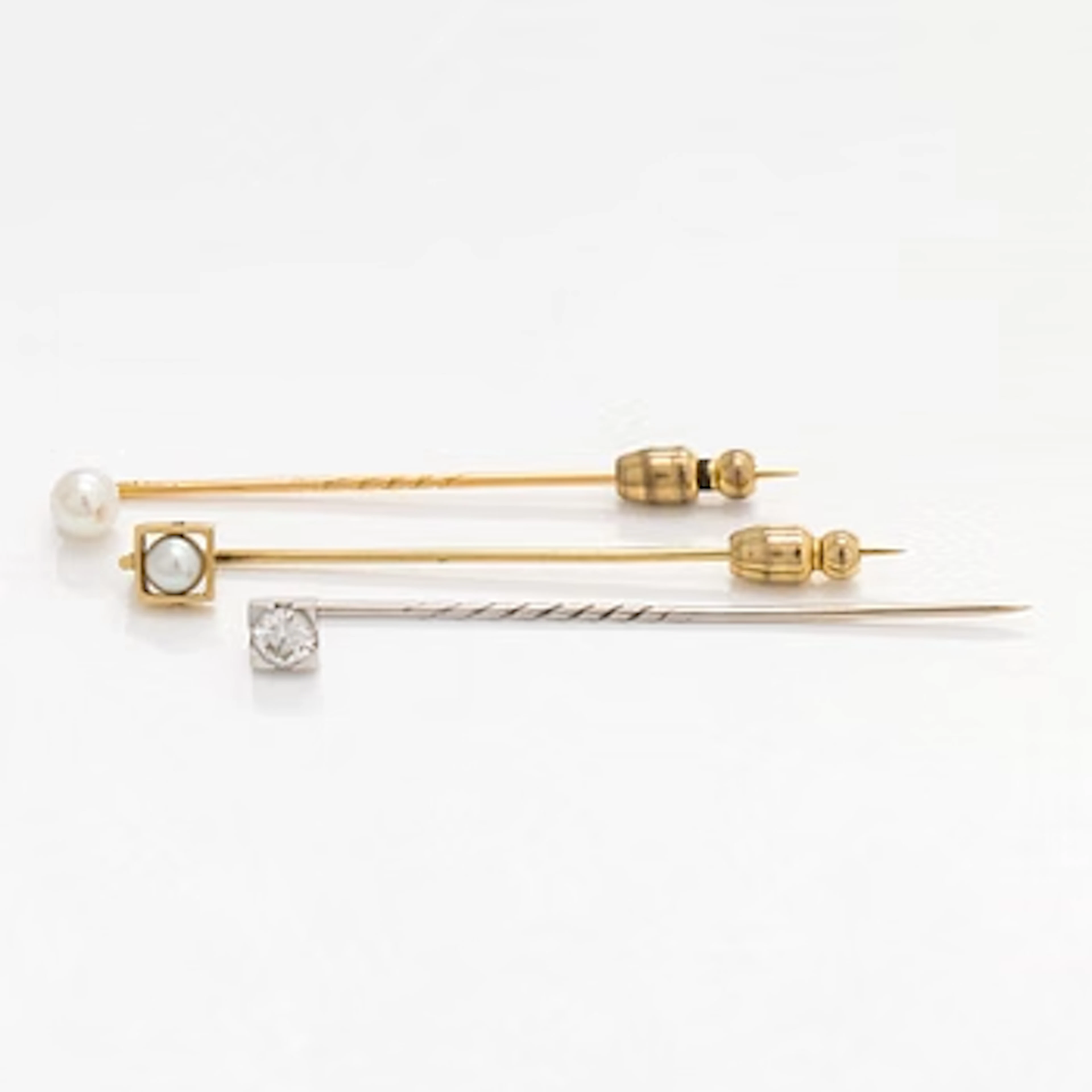Tie pins, 3 pcs, brilliant cut diamond, pearls, 14K and 18K gold and