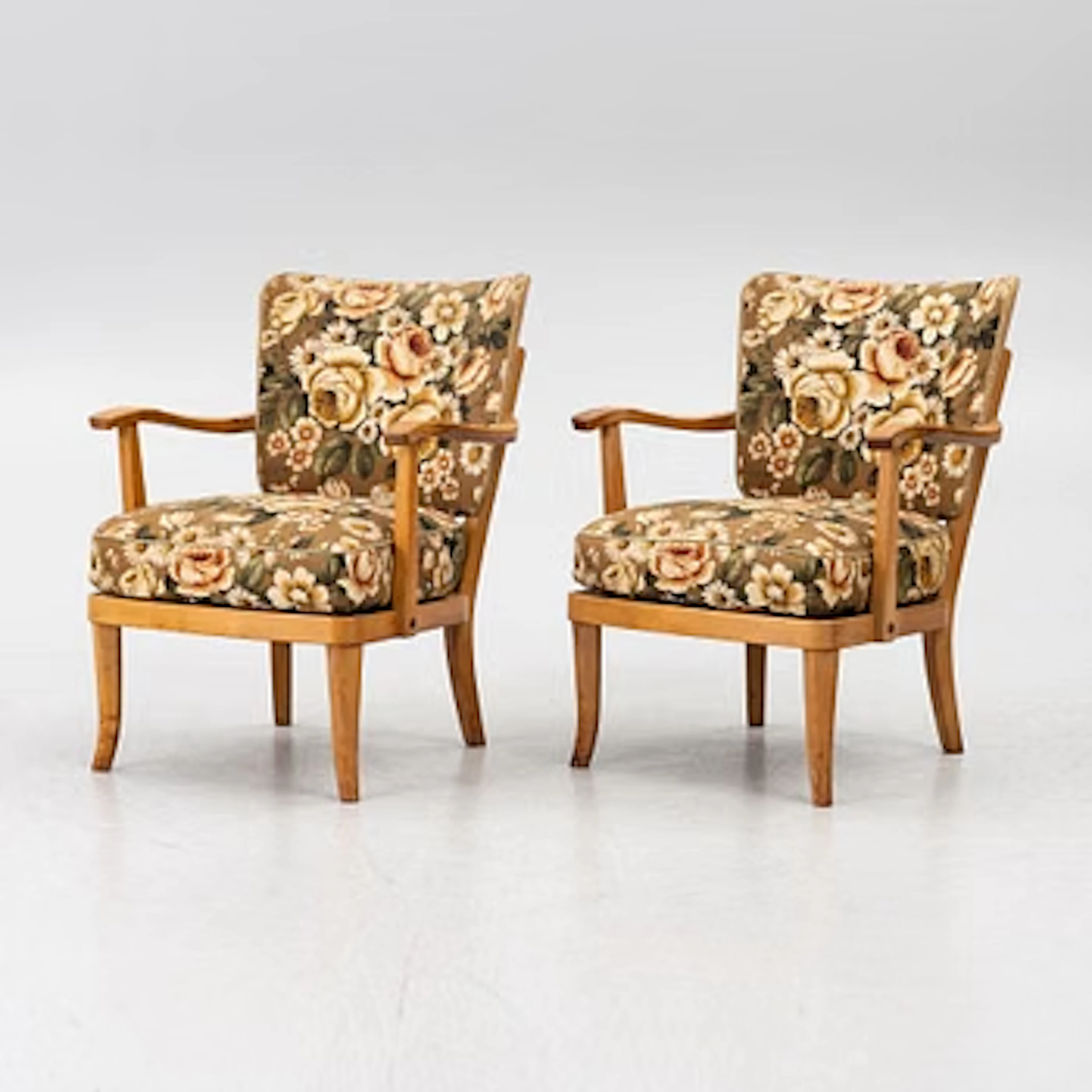 Einari Kyöstilä, Armchairs, a pair, Oy Stockmann Ab, Kervo Snickerifabrik