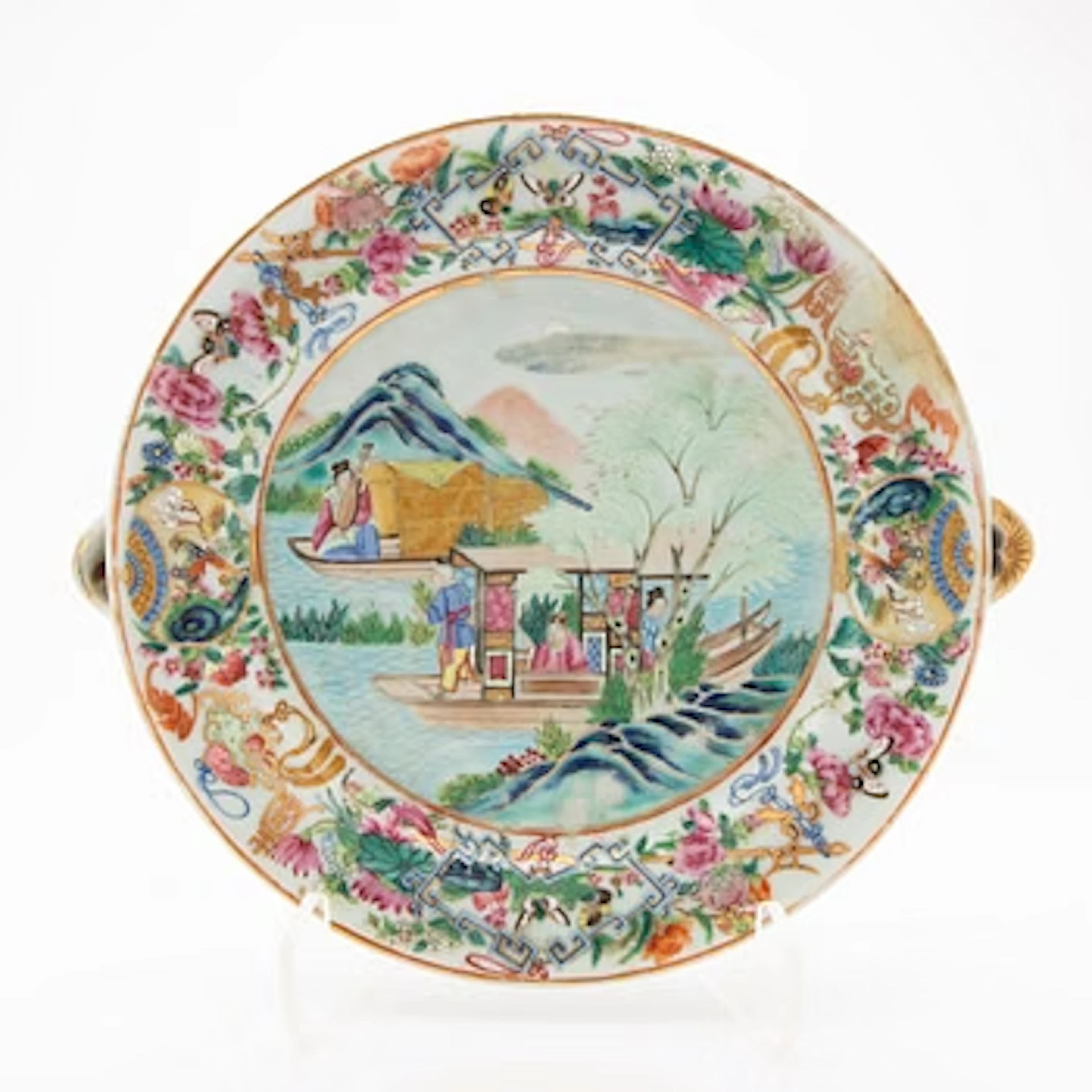 A Canton famille rose hot water dish, Qing dynasty, 19th century.