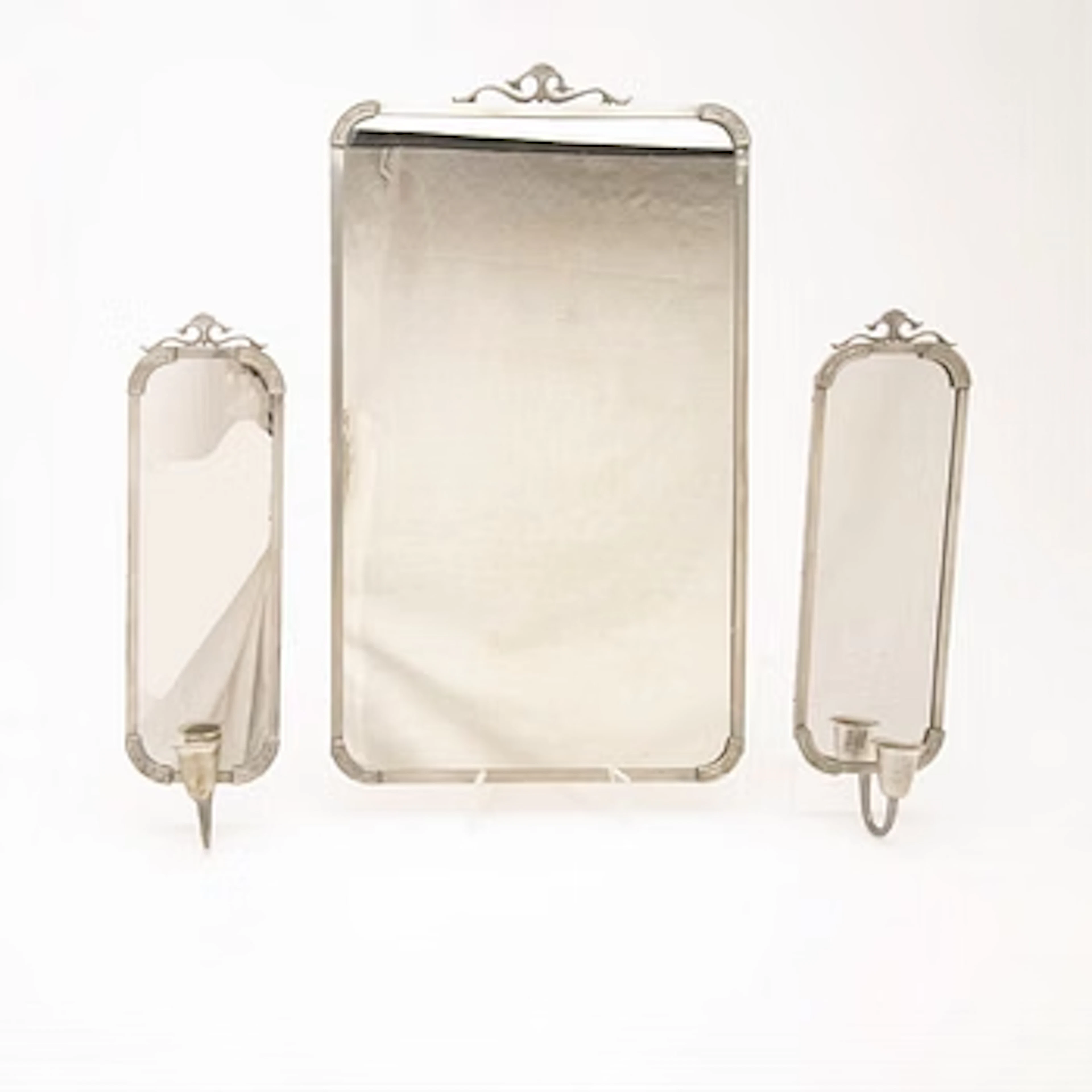 Mirror and a pair of wall lights, first half of the 20th century.