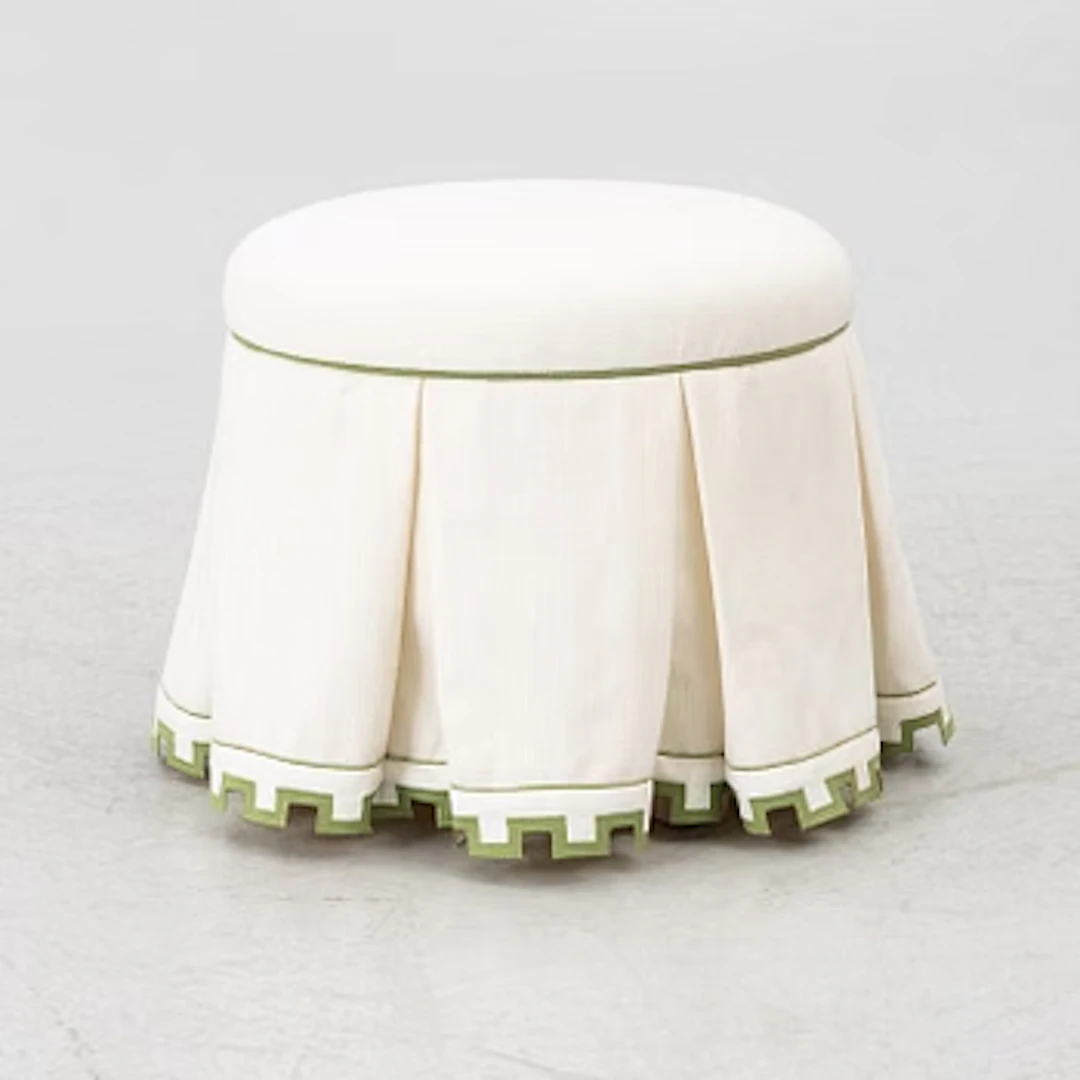 A 'Laurent' pouf, RIJD.