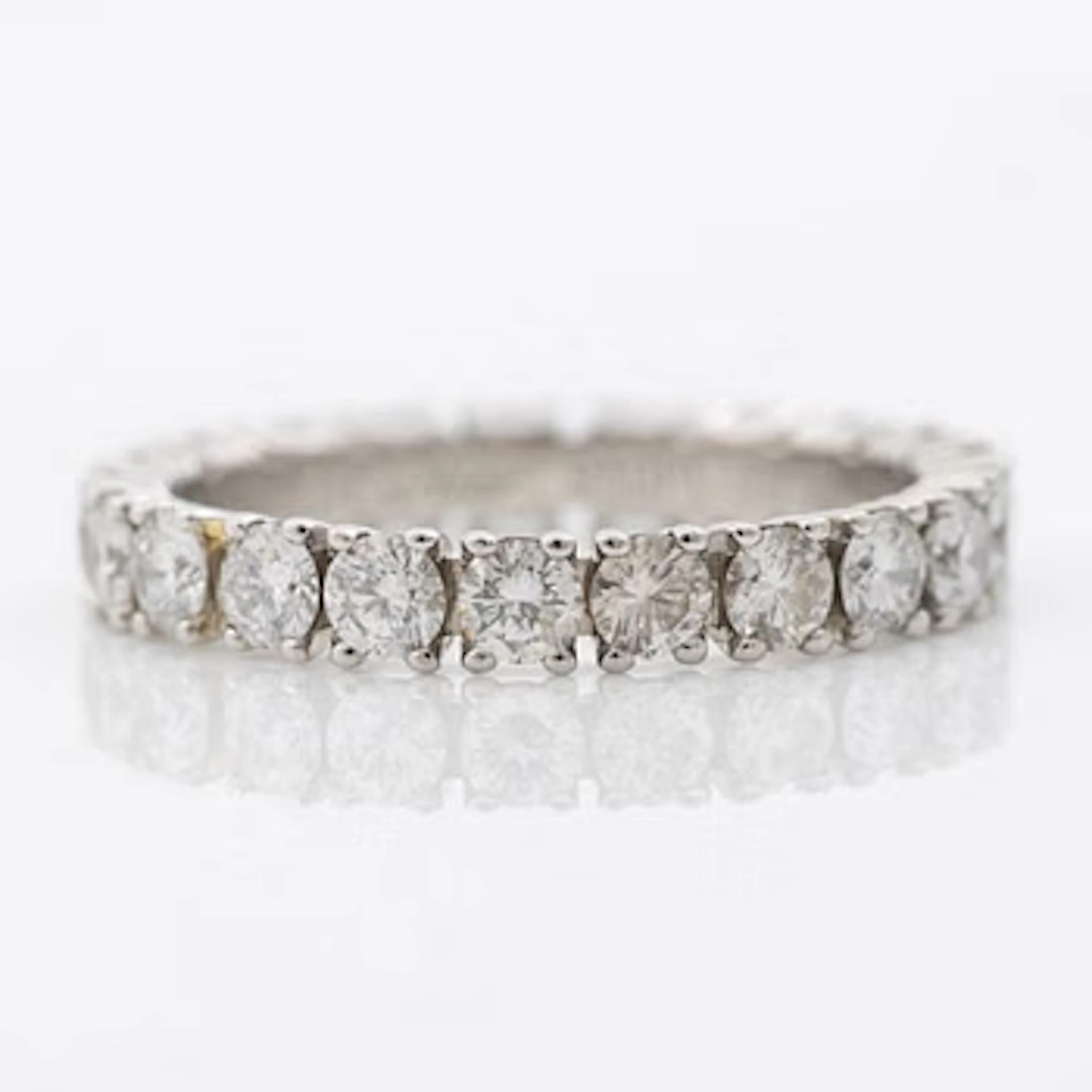 Ring, Cartier, full eternity platinum with brilliant-cut diamonds.