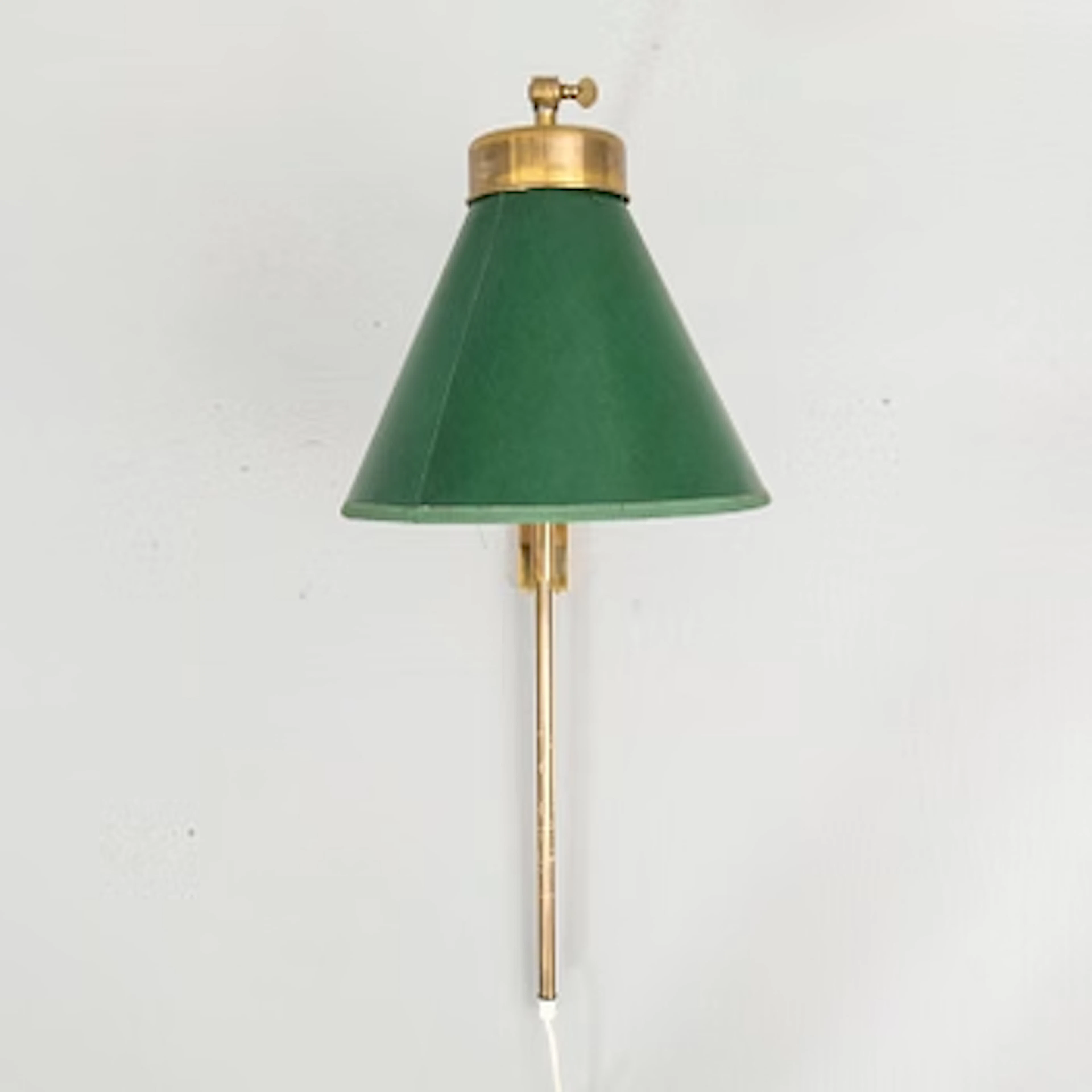 Josef Frank, Wall lamp, model G 2484, Firma Svenskt Tenn.