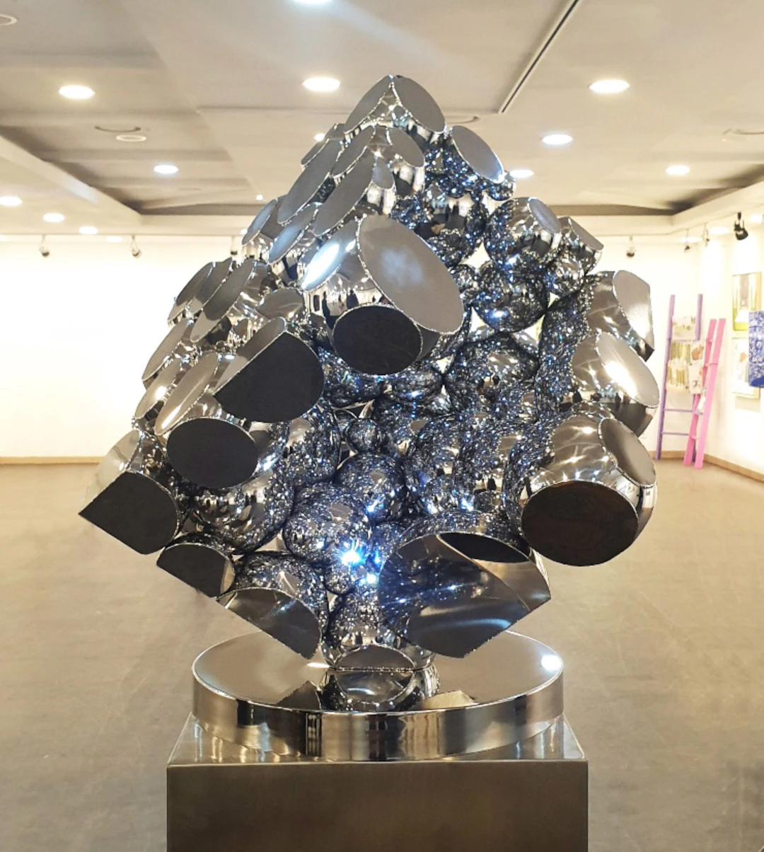Infinity Cube - Lee Song Joon
