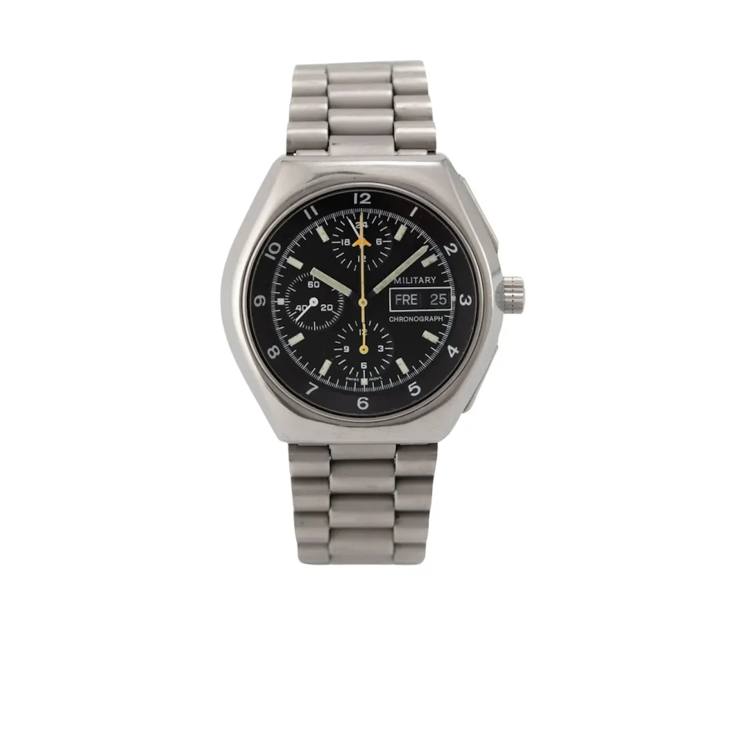 Äußerst attraktiver Neo-Vintage Fliegerchronograph mit Tag-/Datumsanzeige