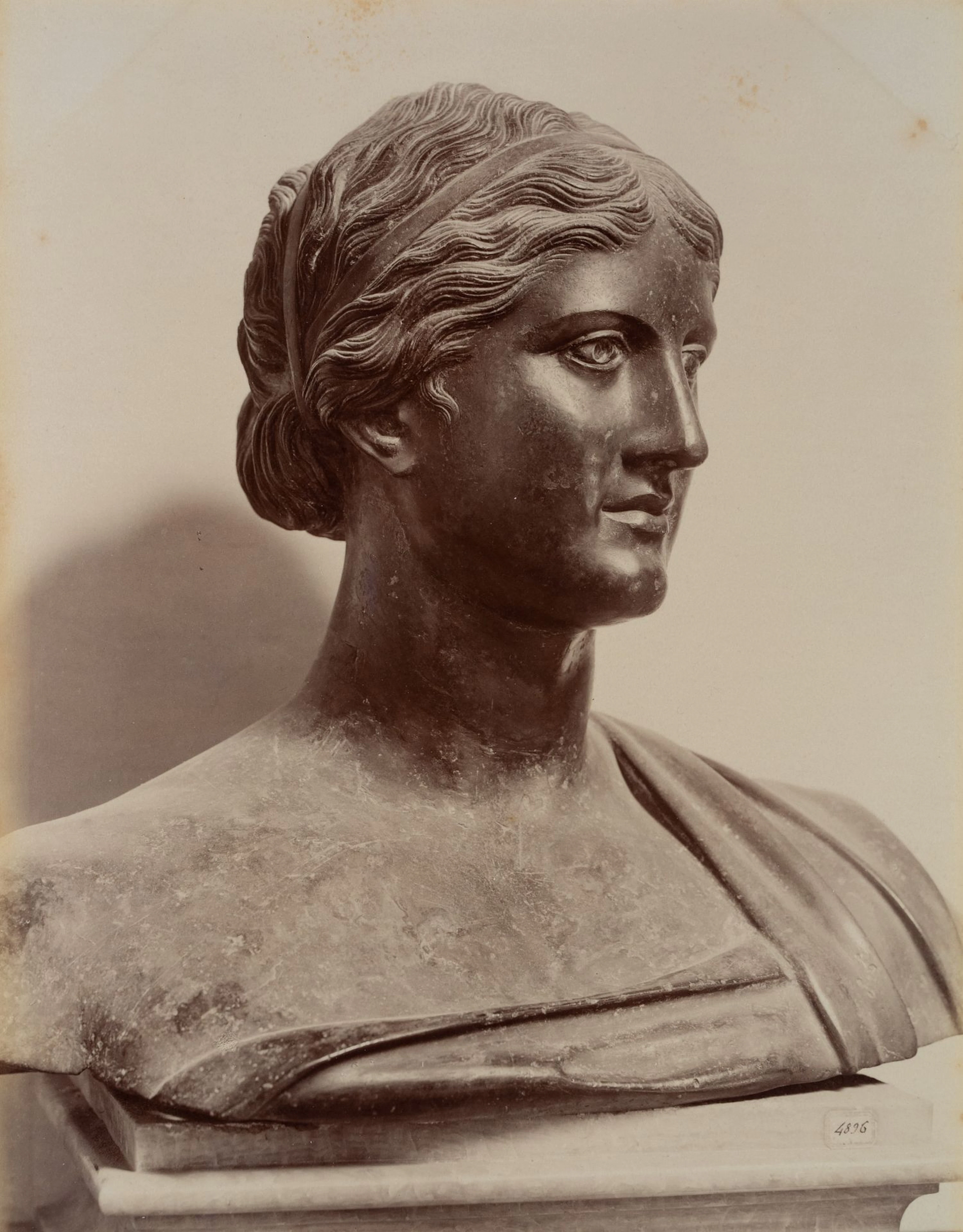 FRATELLI ALINARI (19th), Bust of Sappho, around 1880, albumen paper