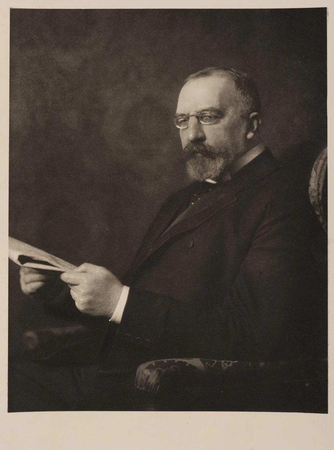 Unknown (20th), Portrait of a Man with a Newspaper, Photogravure Unknown