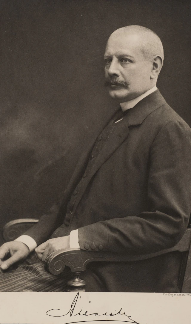 E. SCHÖFER (20th), Portrait of a man, Photogravure Eugen Schöfer (20th
