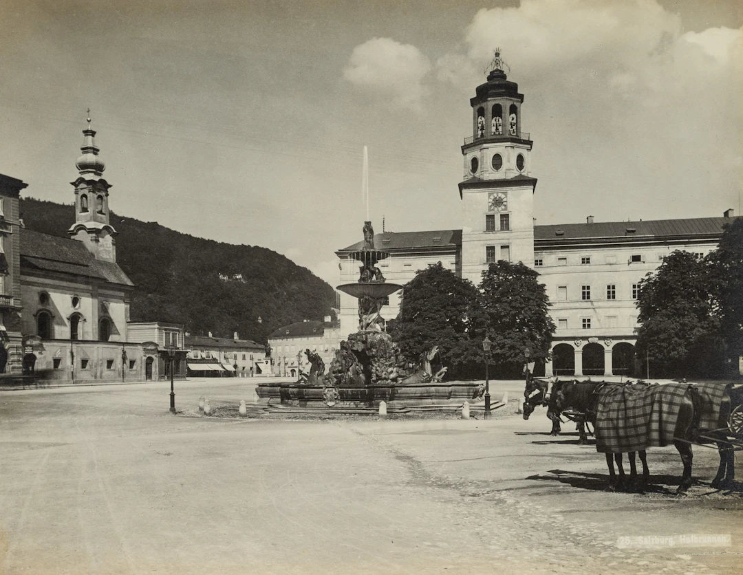F. WÜRTHLE (1820–1902), The Hofbrunnen in Salzburg, 1902, albumen