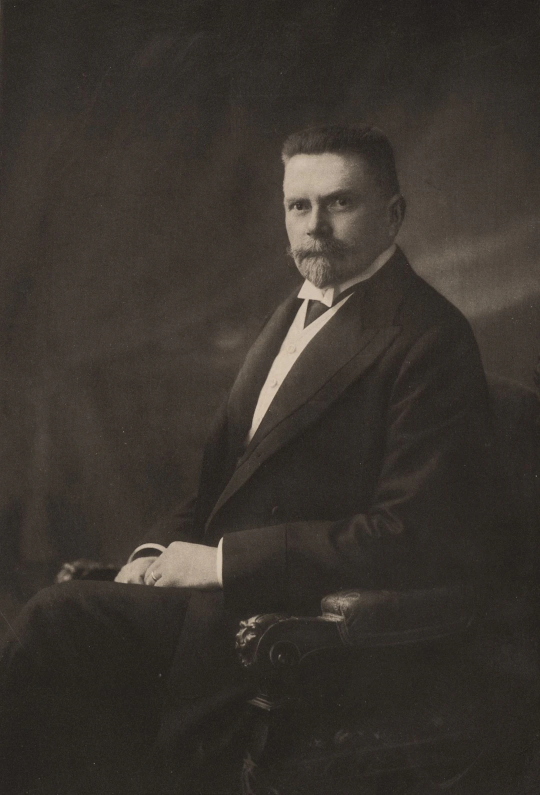 J. LANGHANS (20th), Portrait of Karel Kramář, Photogravure J F Langhans