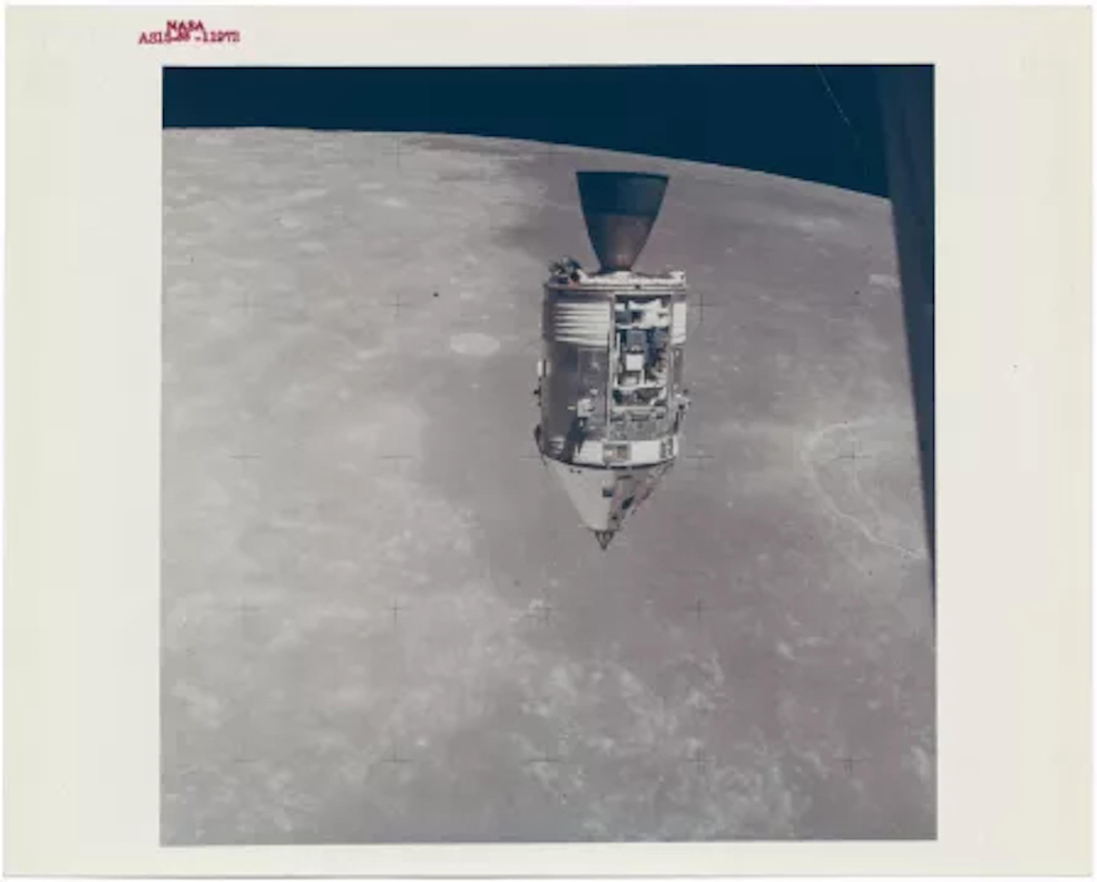 [Apollo 15] COMMAND MODULE "ENDEAVOUR" WITH EXPOSED SIM BAY ABOVE