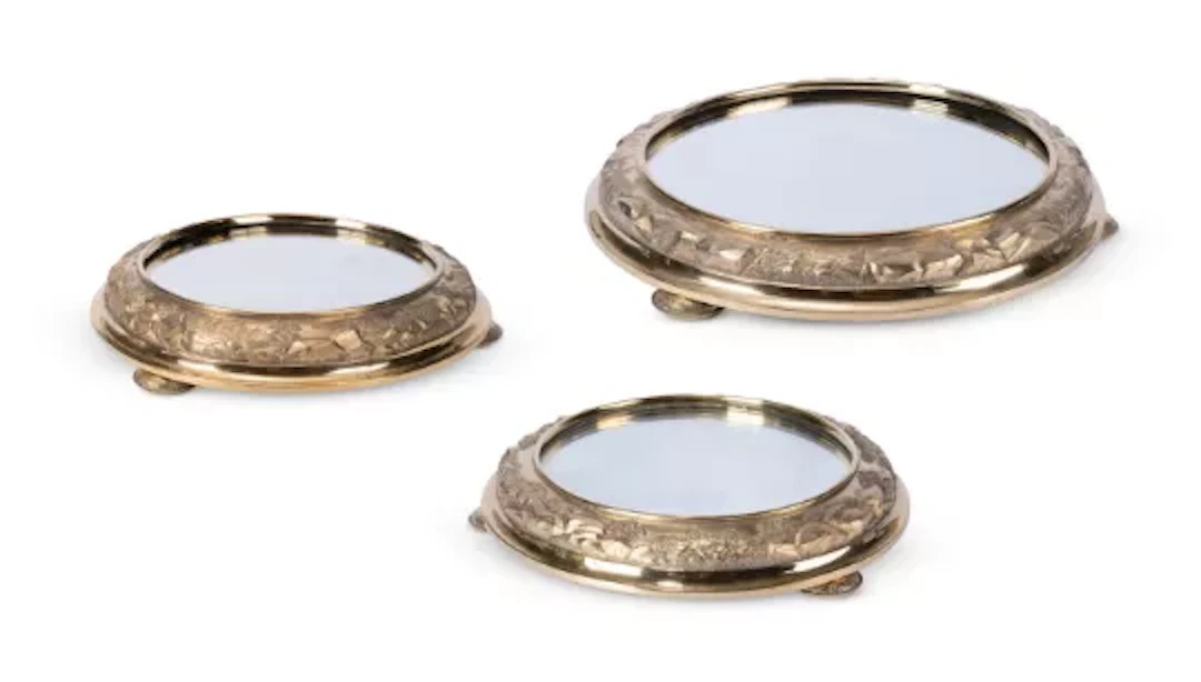 A VICTORIAN SCOTTISH SILVER GILT SUITE OF THREE MIRROR PLATEAUX, GEORGE