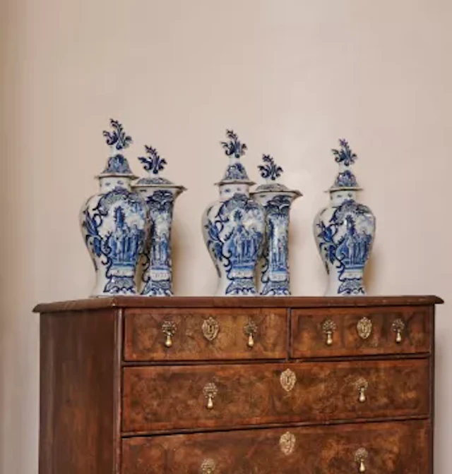 A DUTCH DELFT BLUE AND WHITE GARNITURE OF FIVE VASES, LATE 18TH CENTURY