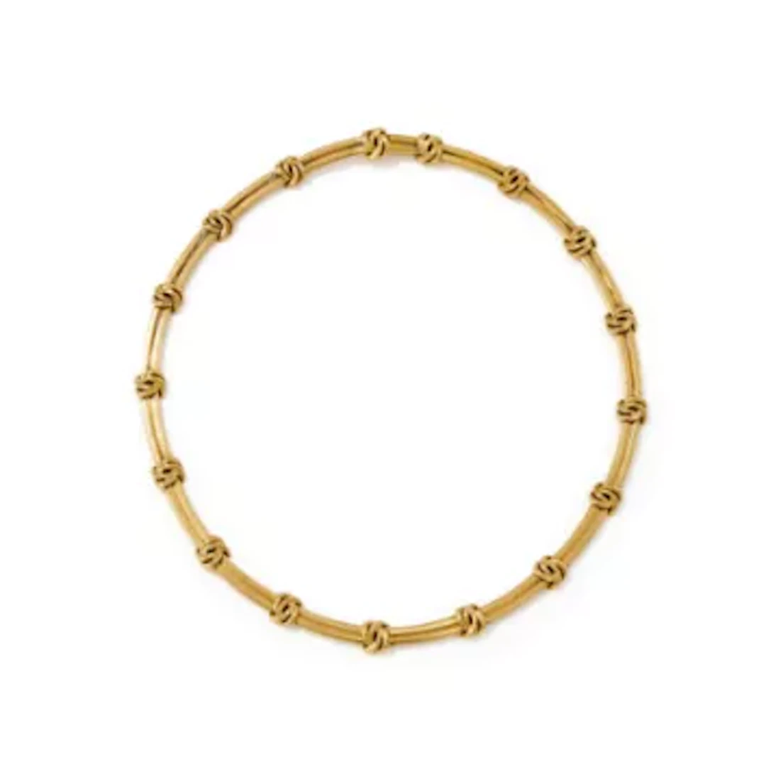 TIFFANY & CO., AN 18CT GOLD KNOT BAR LINK NECKLACE