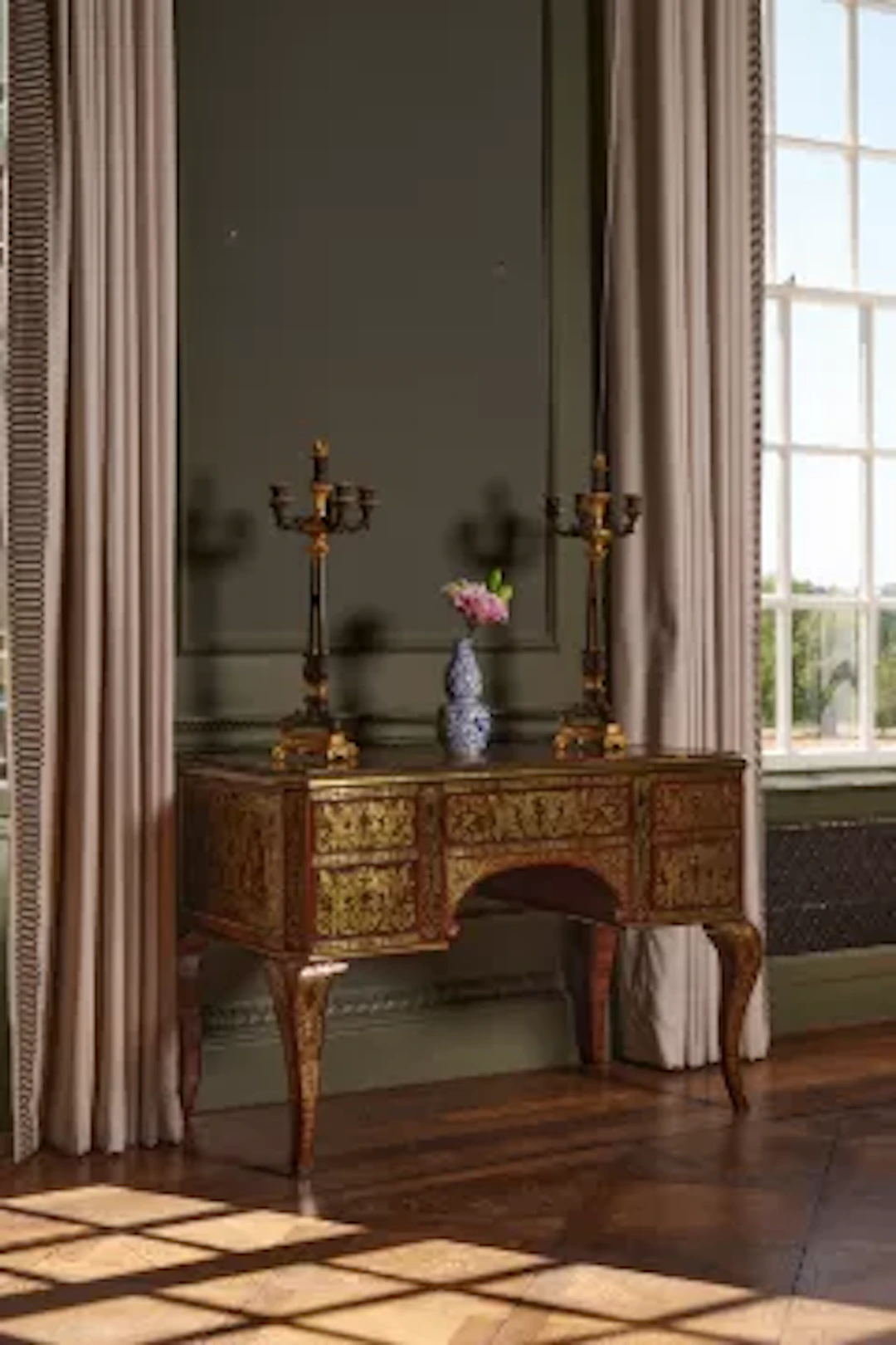 Y A FINE WILLIAM IV ROSEWOOD AND BRASS MARQUETRY WRITING TABLE, CIRCA 1830