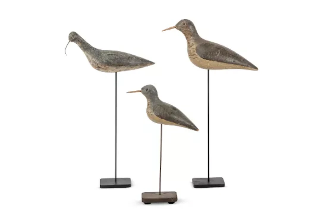 A GROUP OF THREE DECOY BIRDS, 19TH CENTURY