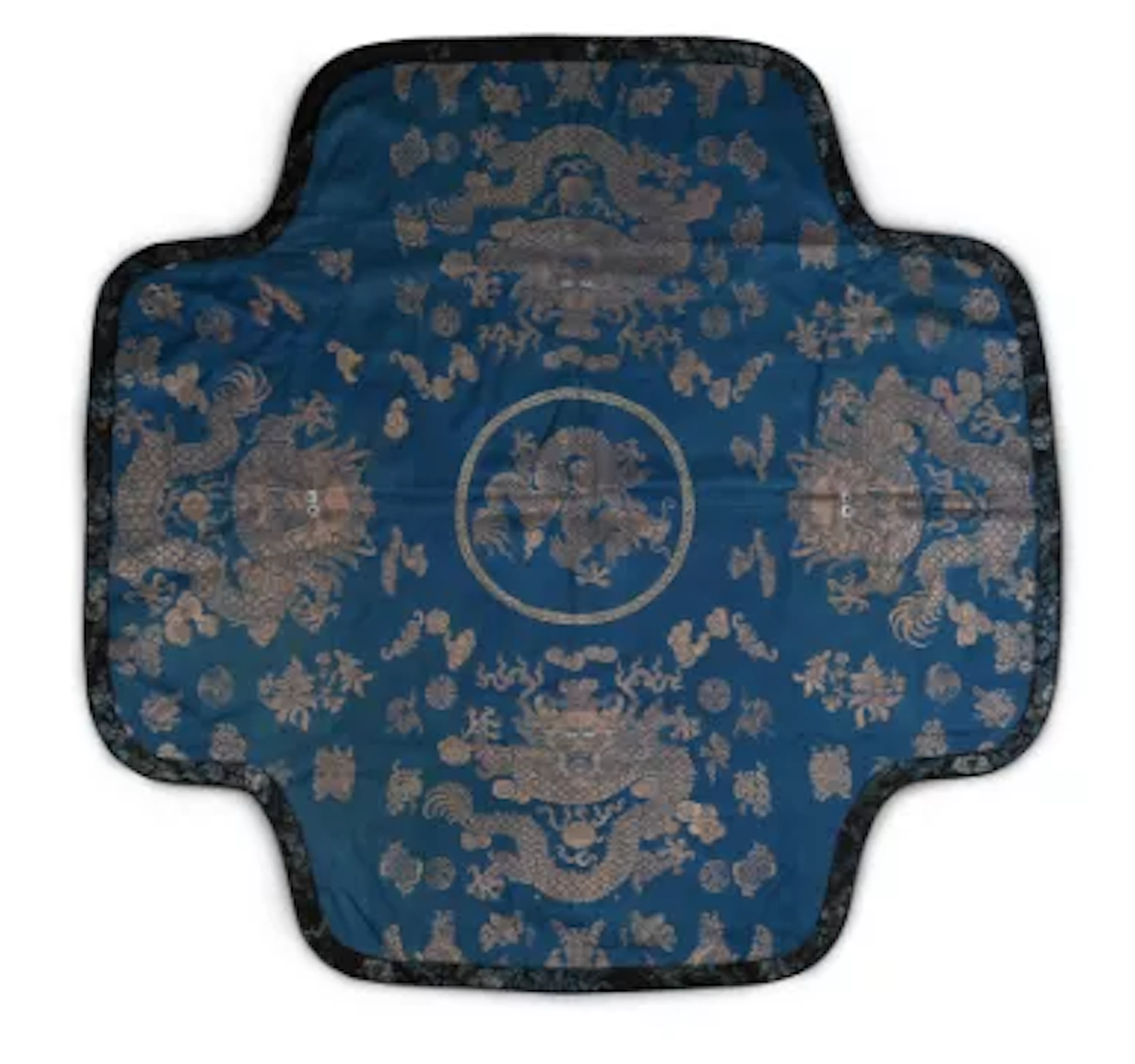A Chinese brocade weave depicting four five-clawed dragons