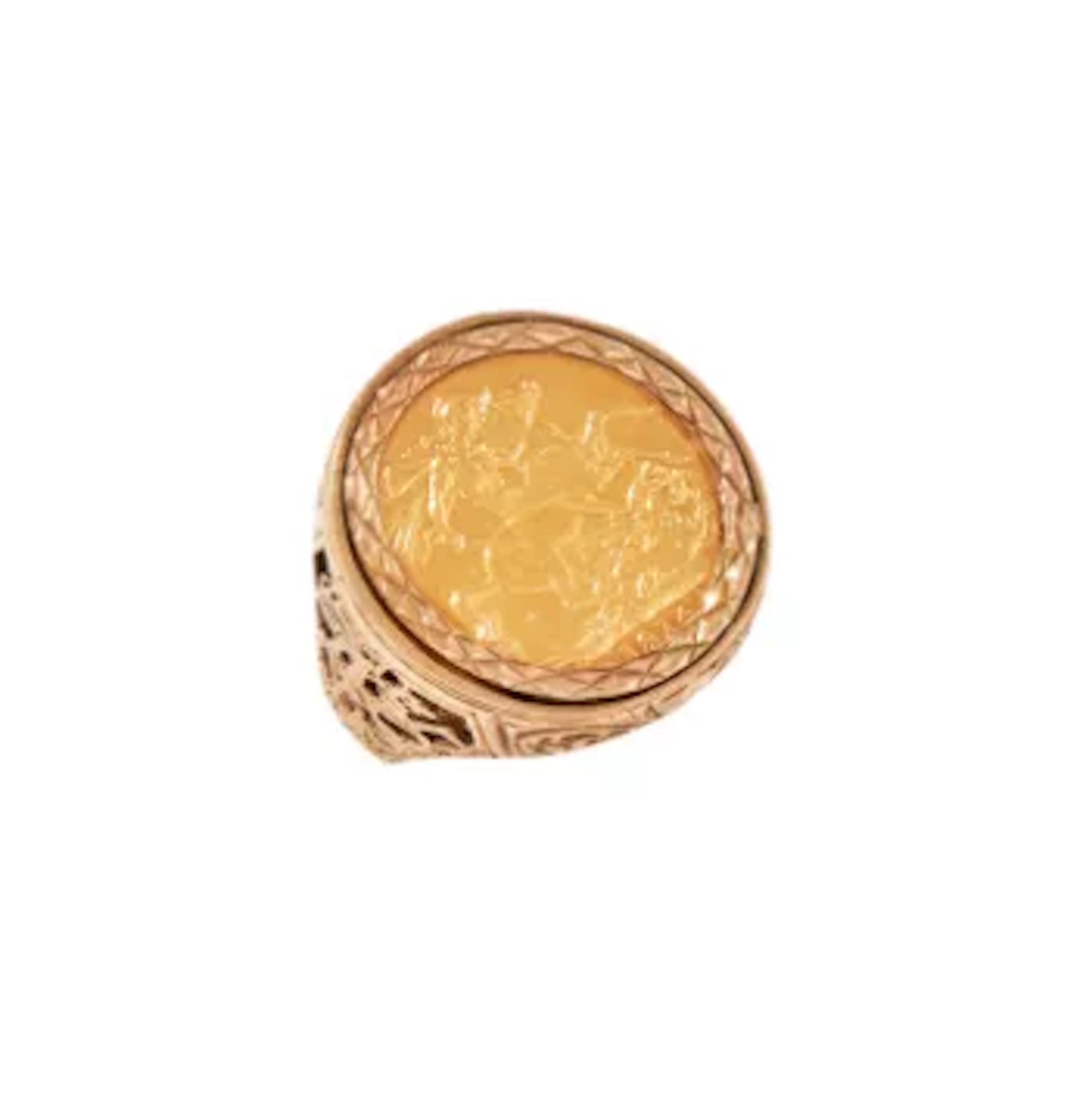 A SOVEREIGN DRESS RING