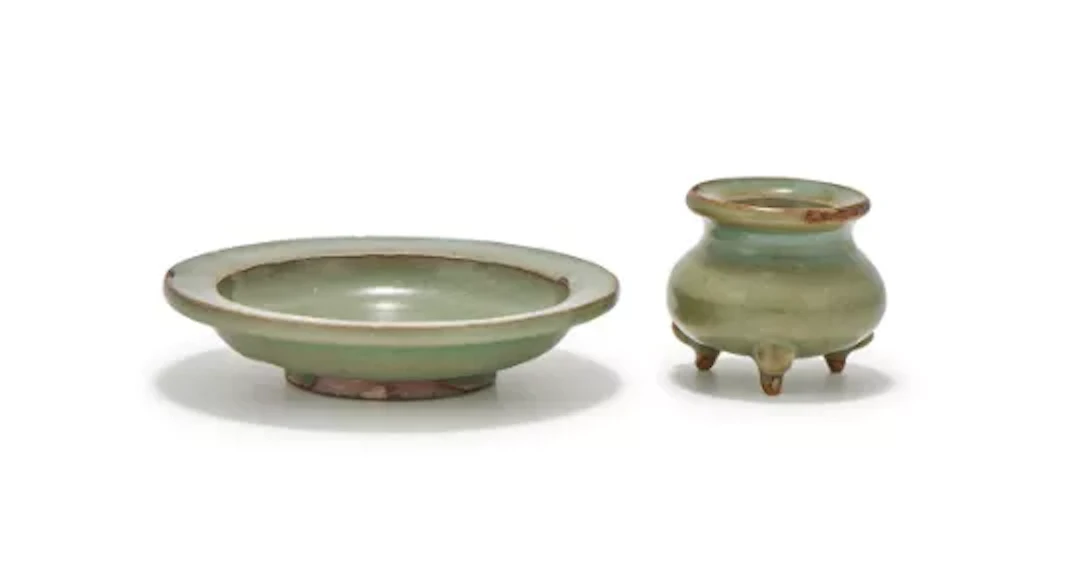 A Chinese Jun glazed tripod censer, Jin Dynasty (1115-1234)