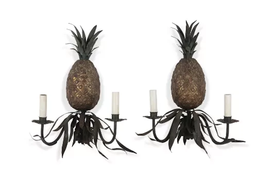 A PAIR OF POLYCHROME PAINTED TOLE PINEAPPLE PATTERN TWO BRANCH WALL