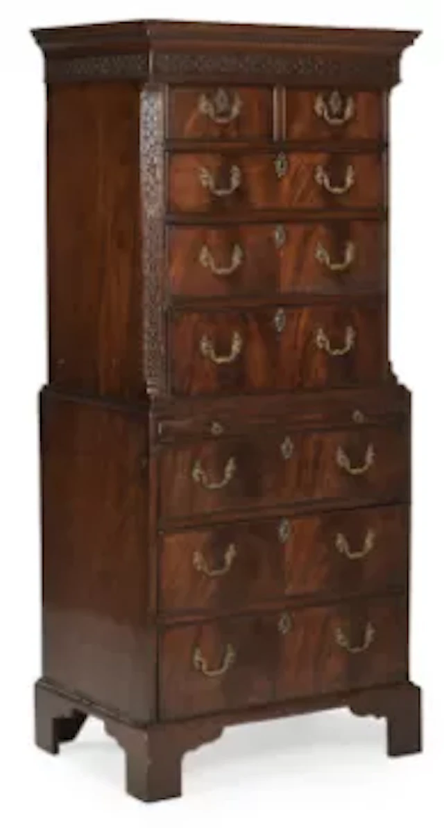 A MAHOGANY CHEST ON CHEST, IN GEORGE III STYLE, 19TH CENTURY