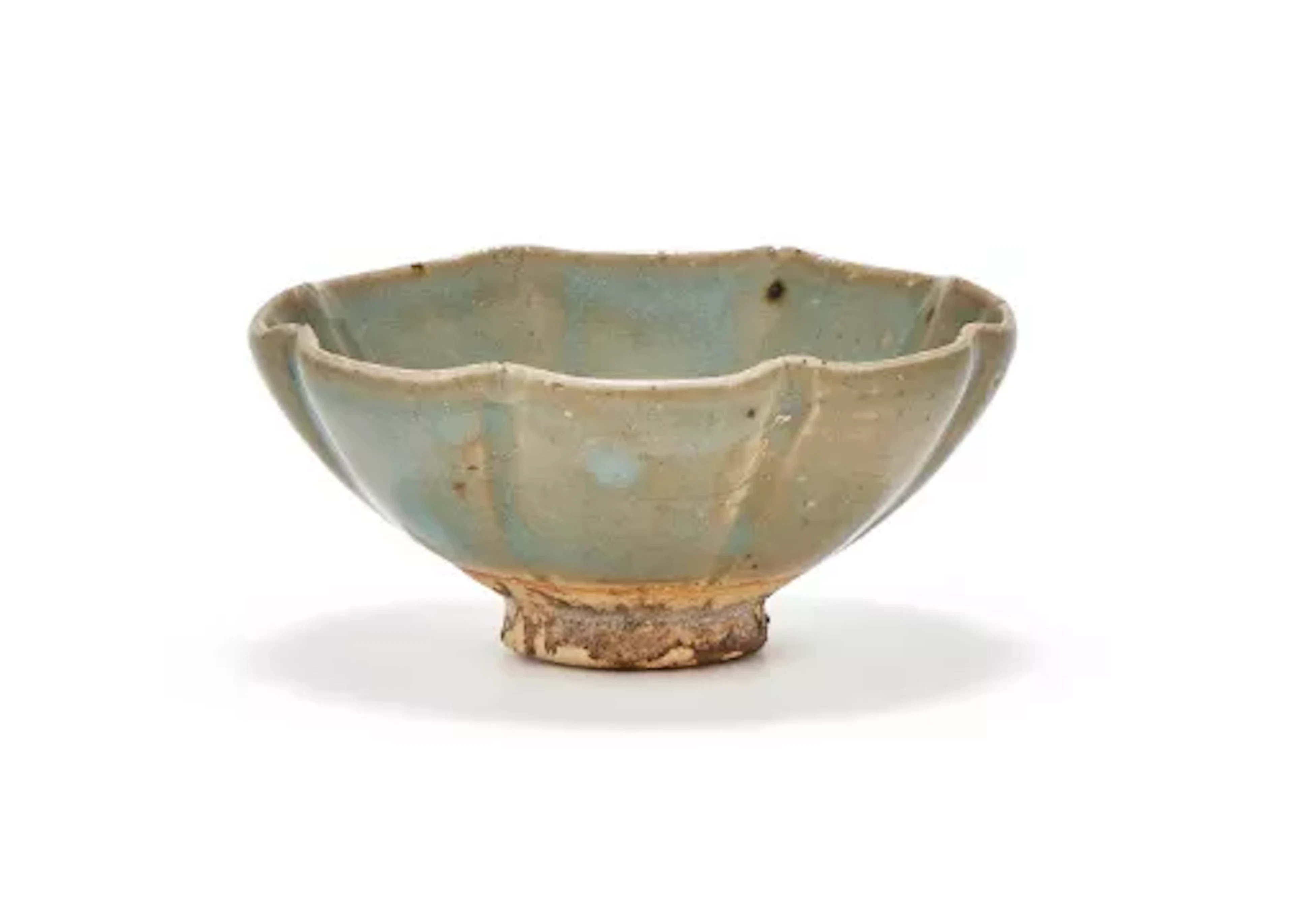 A small Chinese Jun-glazed lobed bowl, Song Dynasty (960-1279)